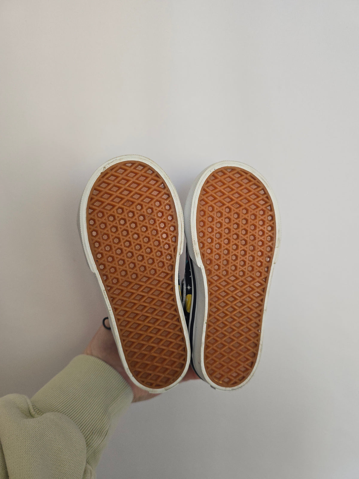 NEW Van Planets Sk8 Hightops • 7.5C