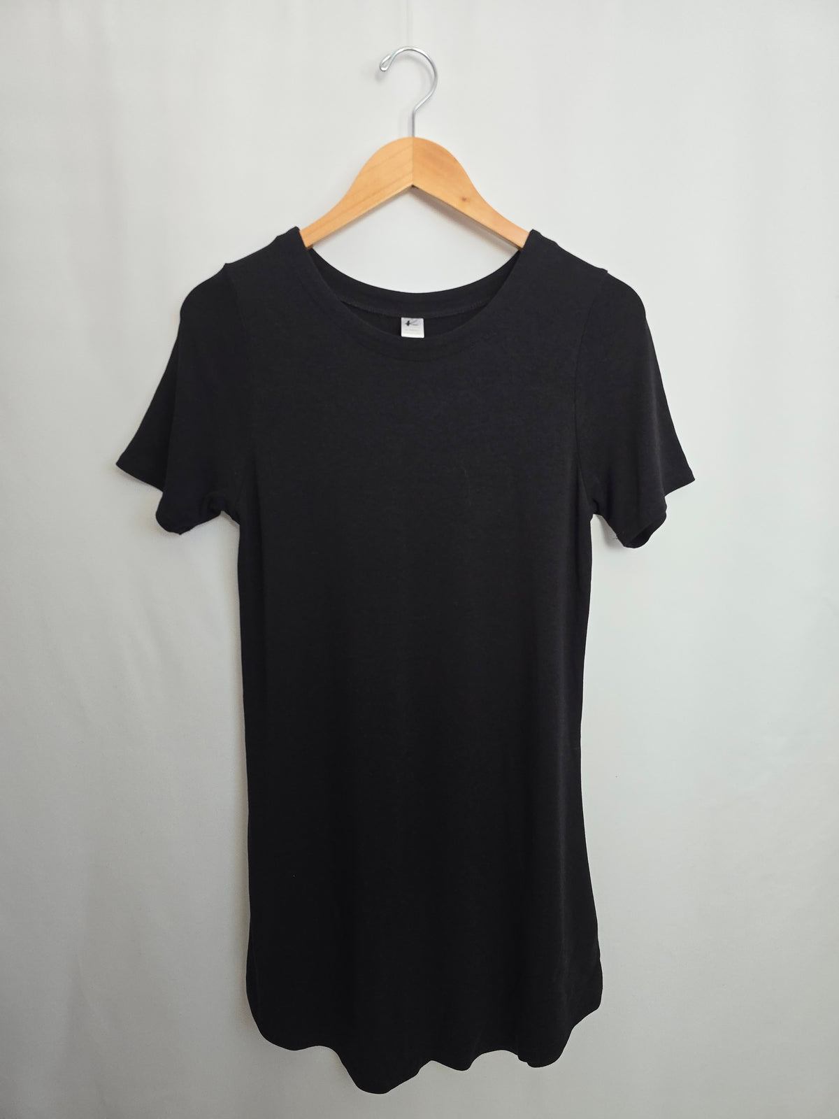 Kindred Black Relaxed Tee Dress • X-Small
