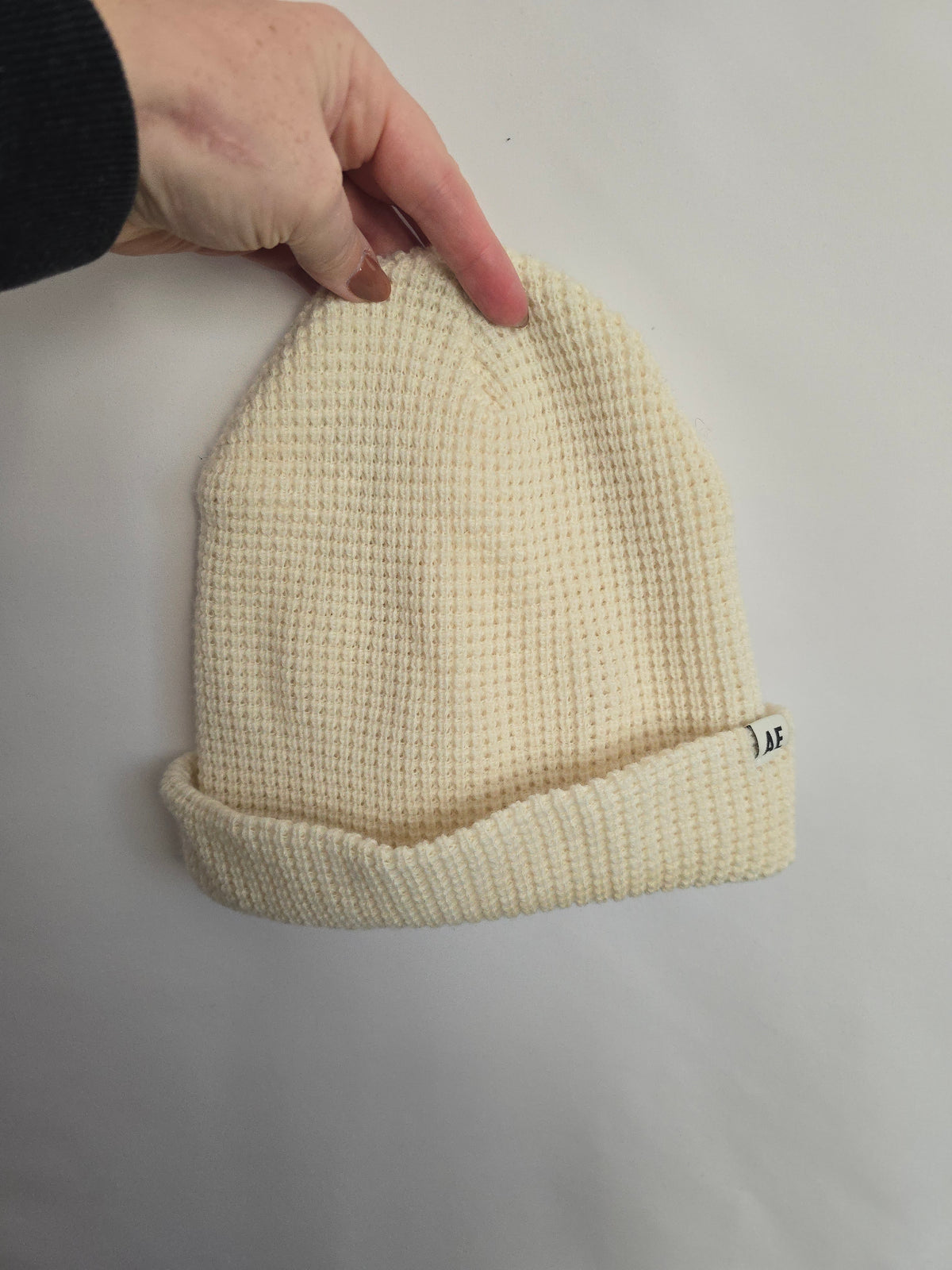 American Eagle Off White Waffle Beanie • Adult