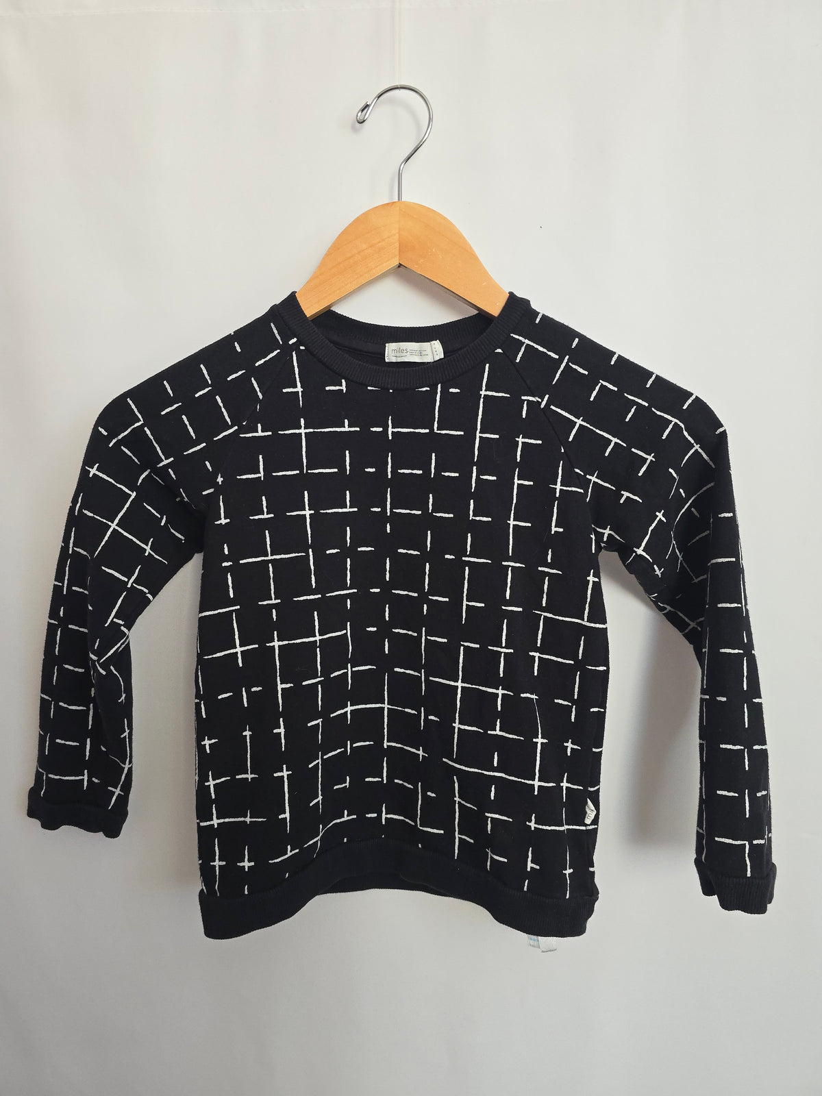 Miles The Label Black/White Lines Crewneck • 5 years