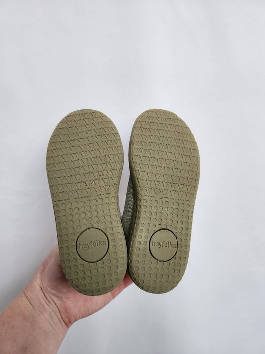 Hey Folks Sage Breathable Voyageur Sneakers • 8C