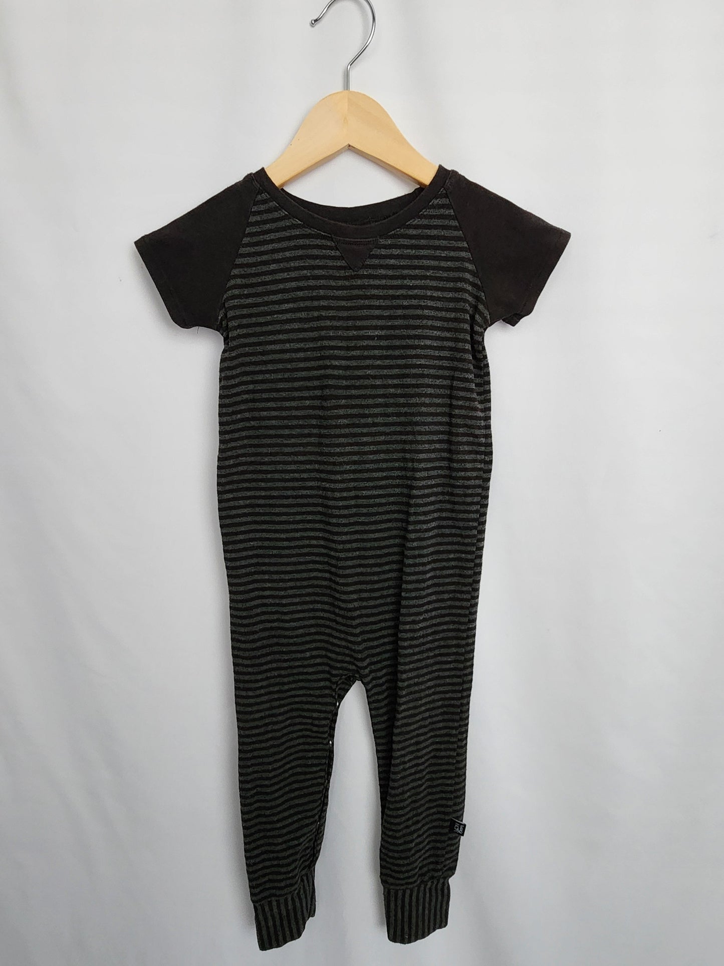 Vonbon Stripe Snap Romper • 2T