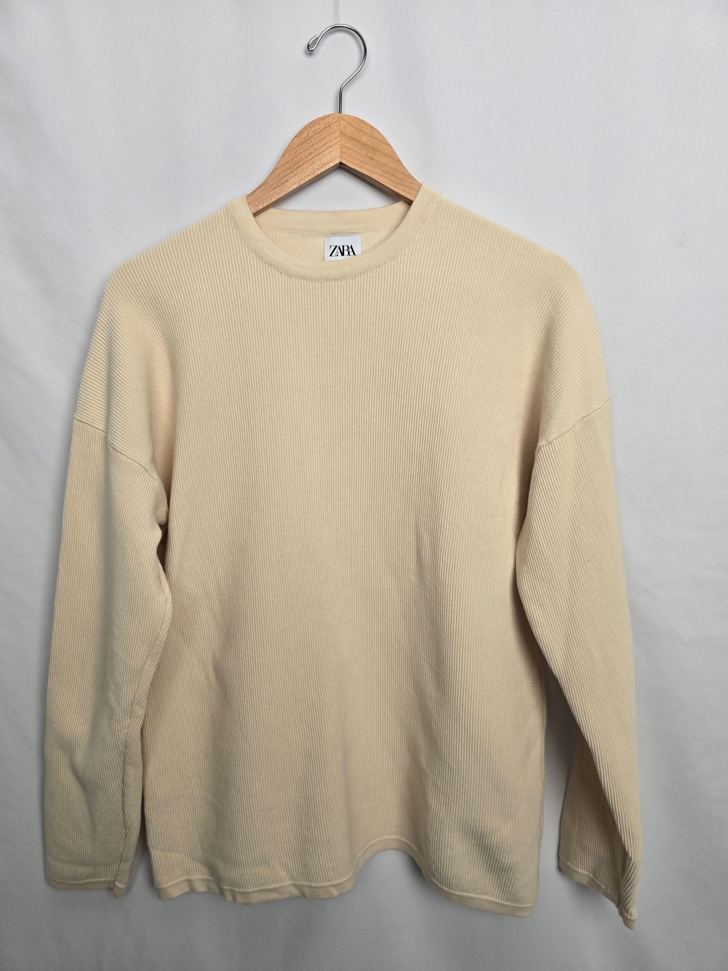 Zara Cream Ribbed Oversized Sweater • Medium