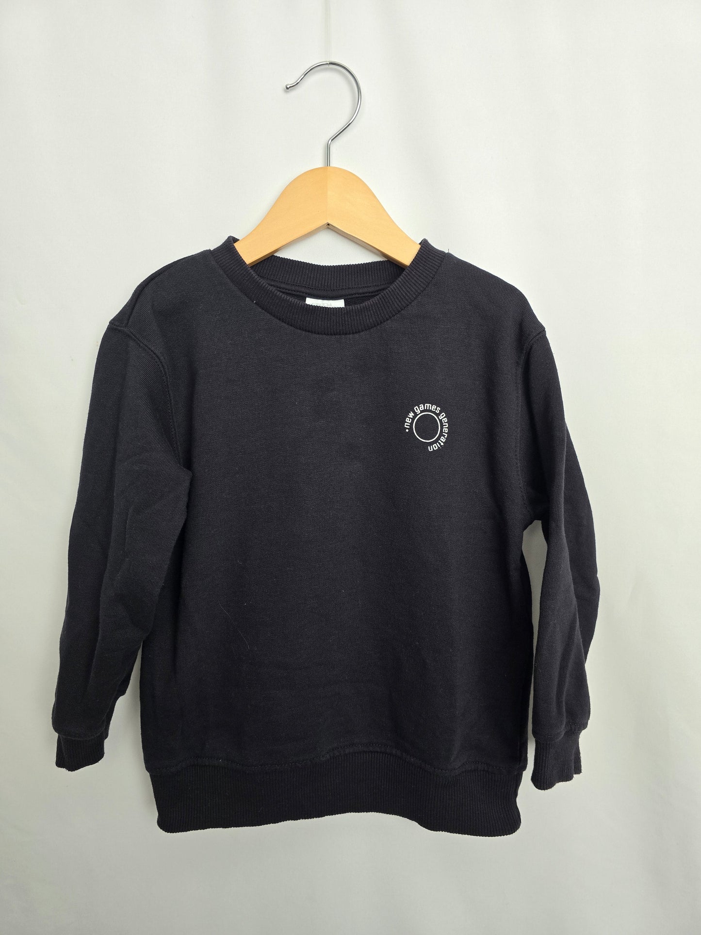 Zara Black "New Games" Sweatshirt *stains* • 4-5 years