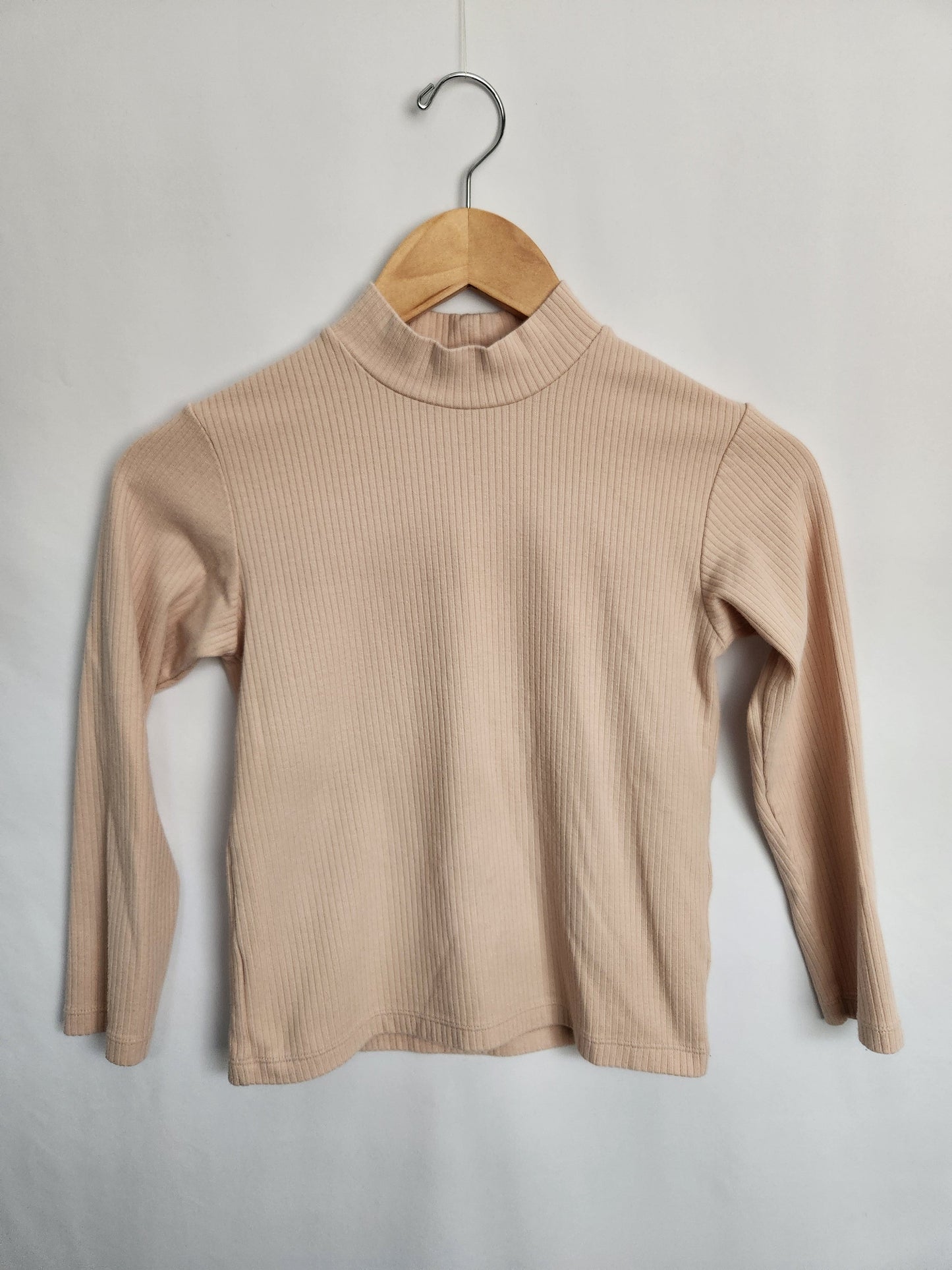 Uniqlo Light Peach Turtleneck Shirt • 7-8 years