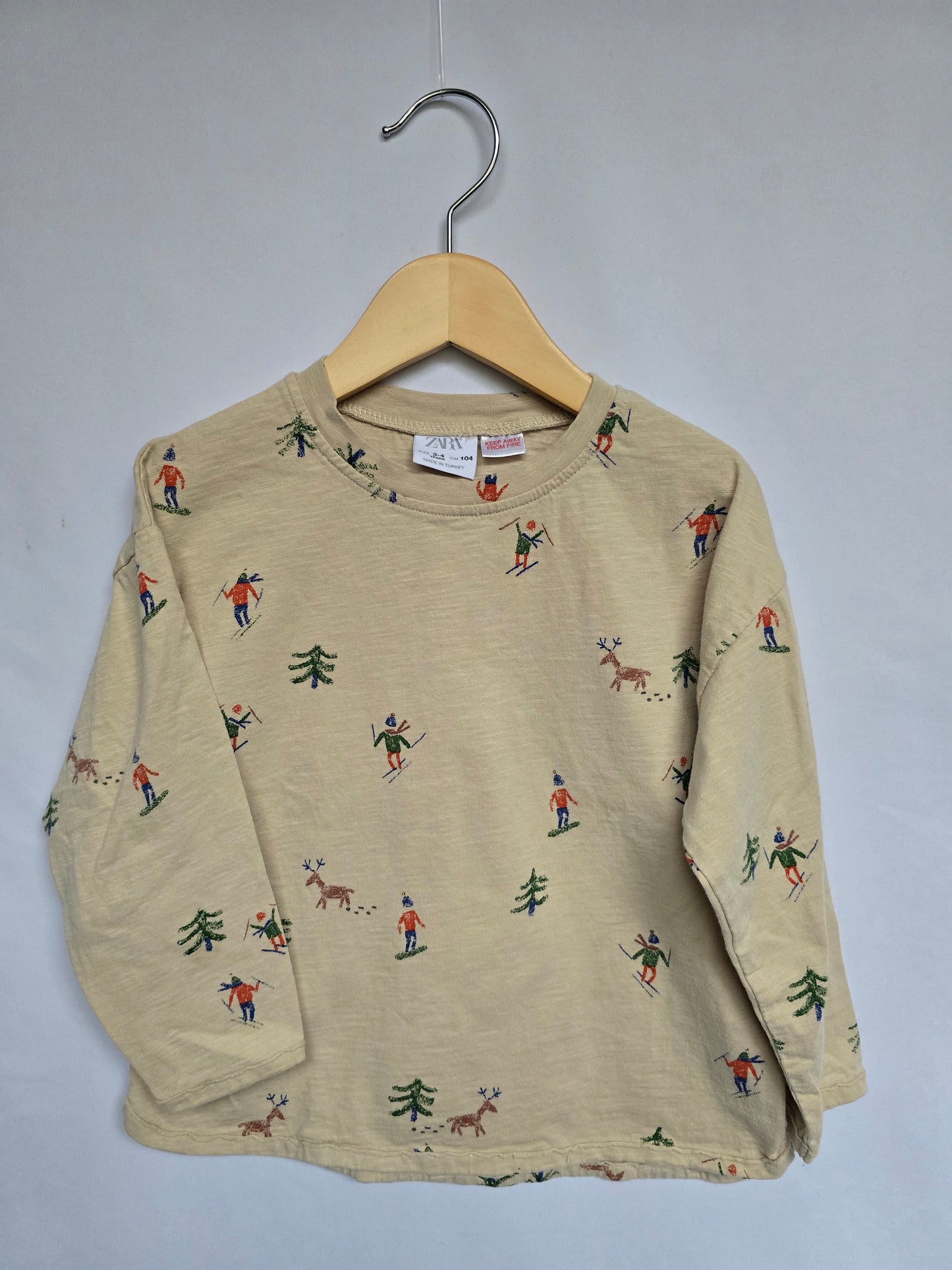 Zara Skiiers Long Sleeve Shirts • 3-4 years