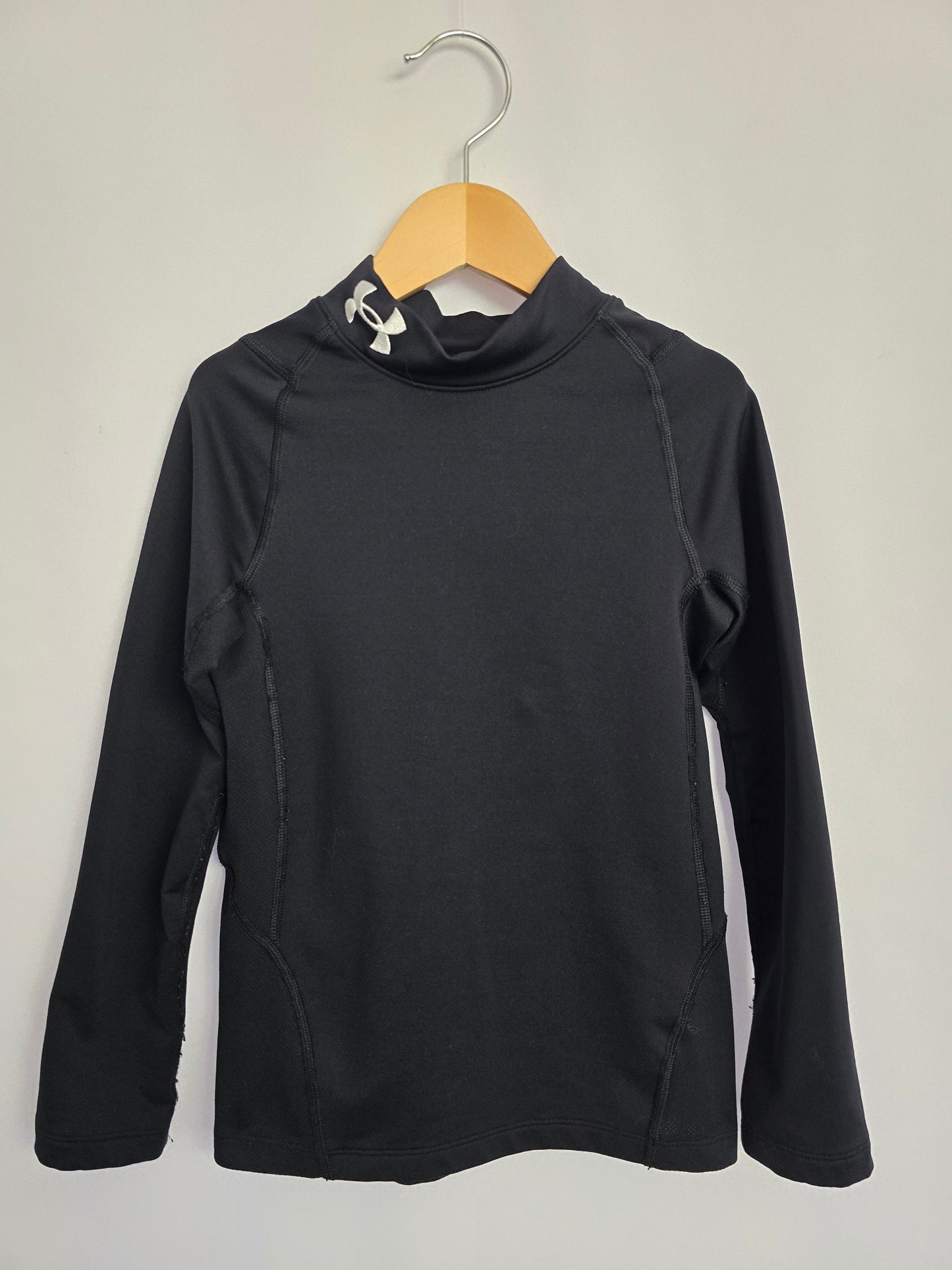 Under Armour Mock Neck Baselayer Top • 6 years