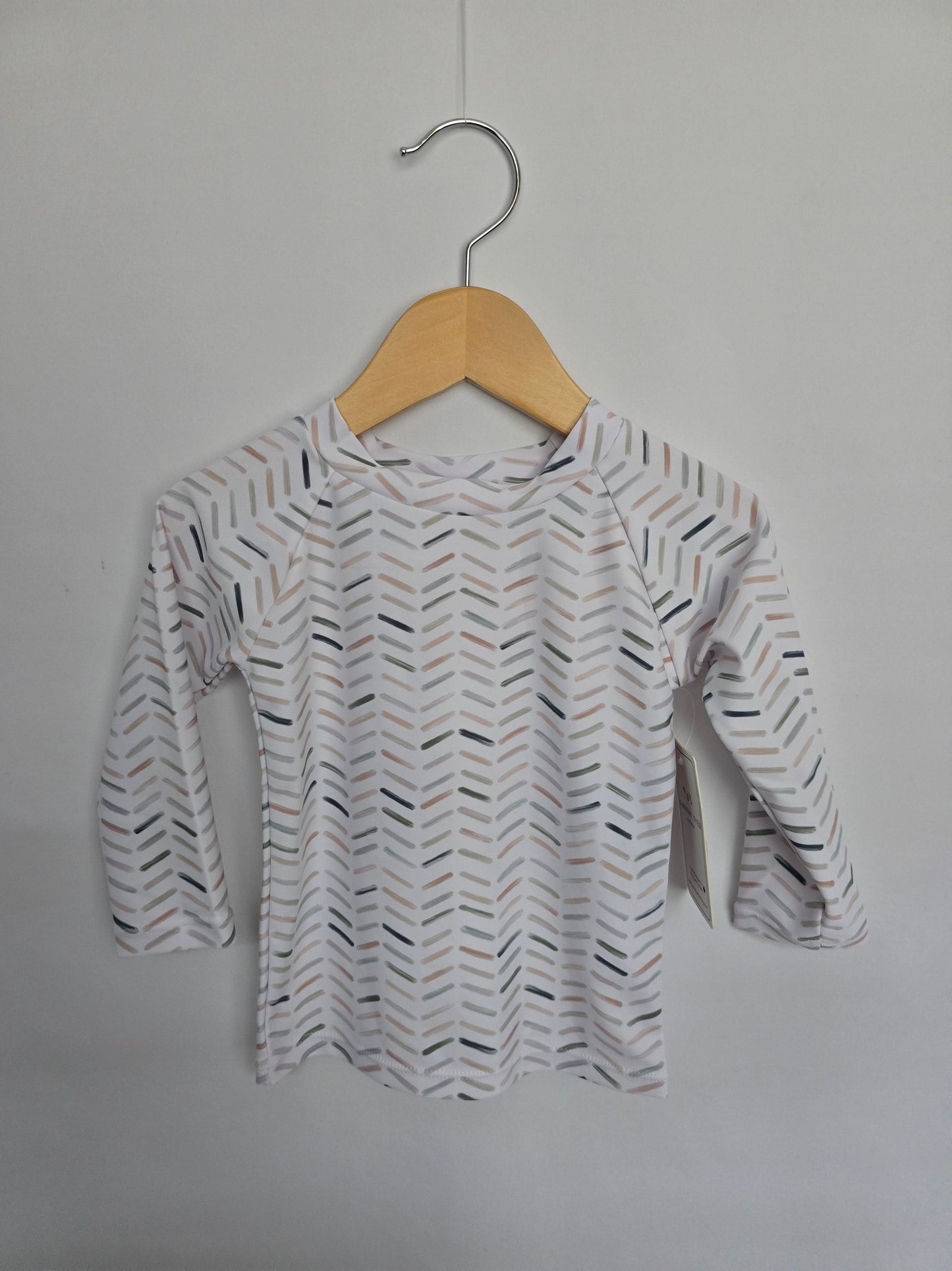 NEW Current Tyed Maverick Herringbone Rashguard • 12-24 months
