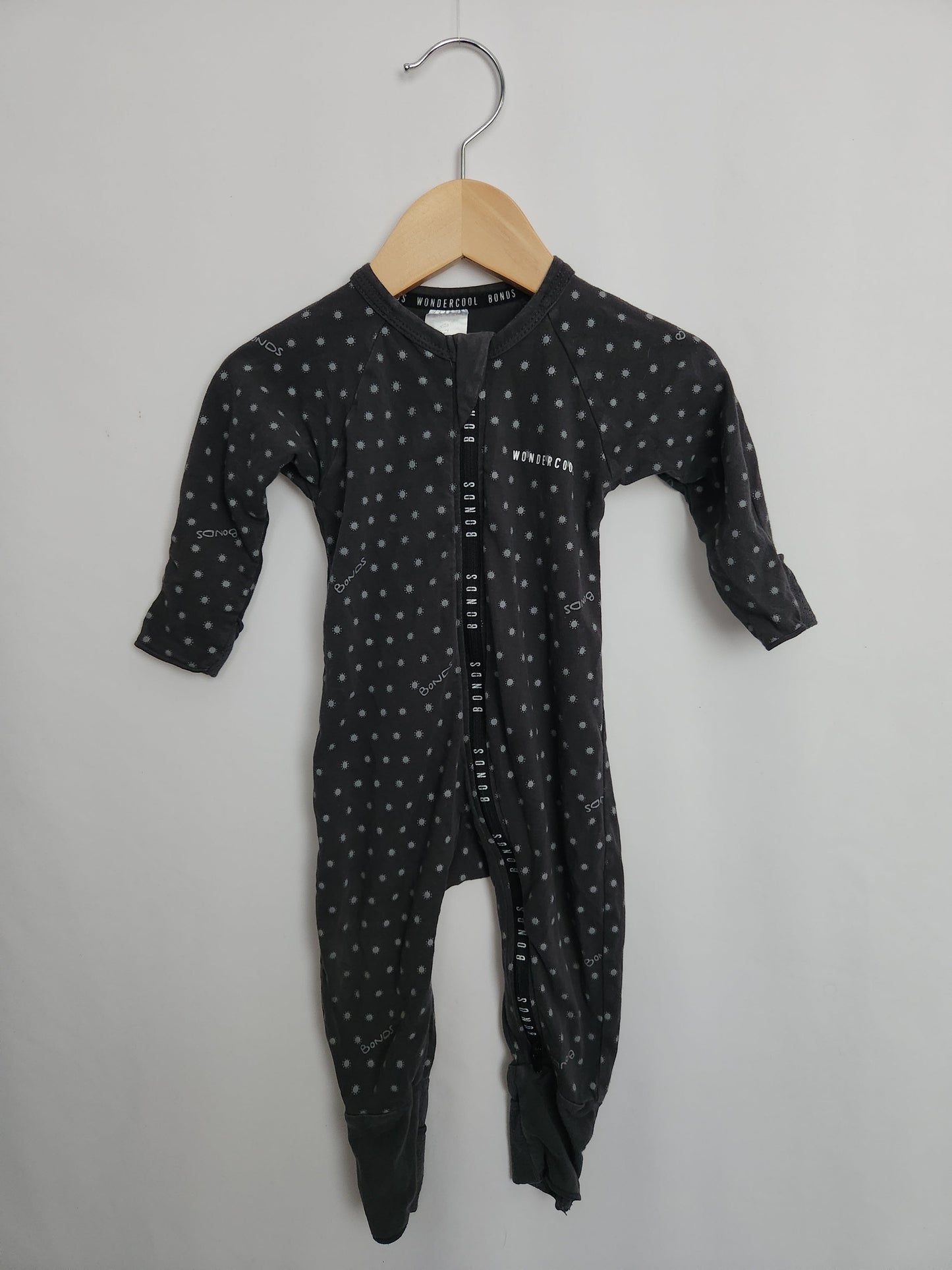 Bonds Black Sun Wondercool • 3-6 months