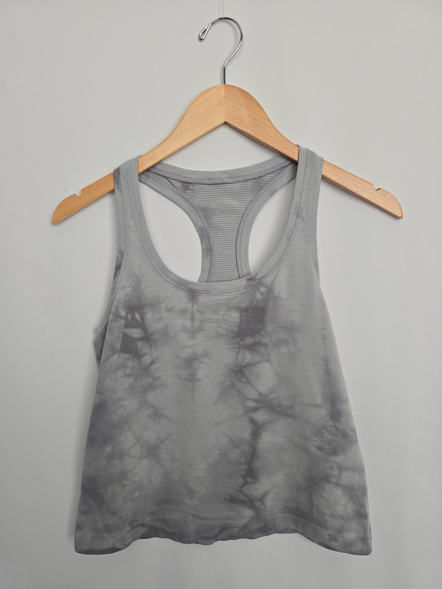 PLAY Lululemon Grey Marble Cropped Razorback Tank • 4 Small