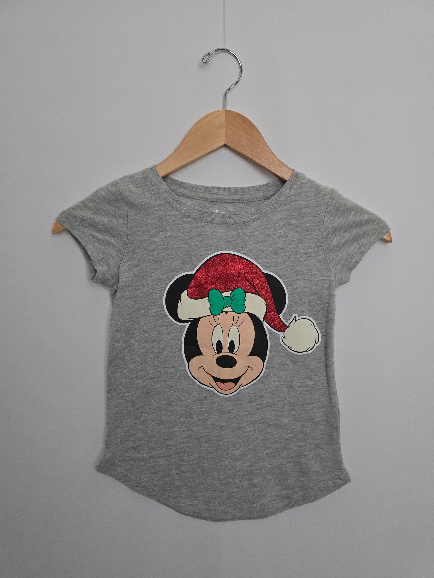 Disney Minnie Mouse Santa Tee • 6 years