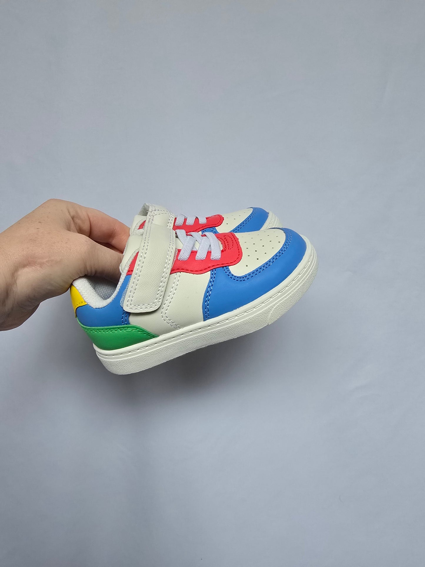 Cat & Jack Color Block Sneakers • 7C