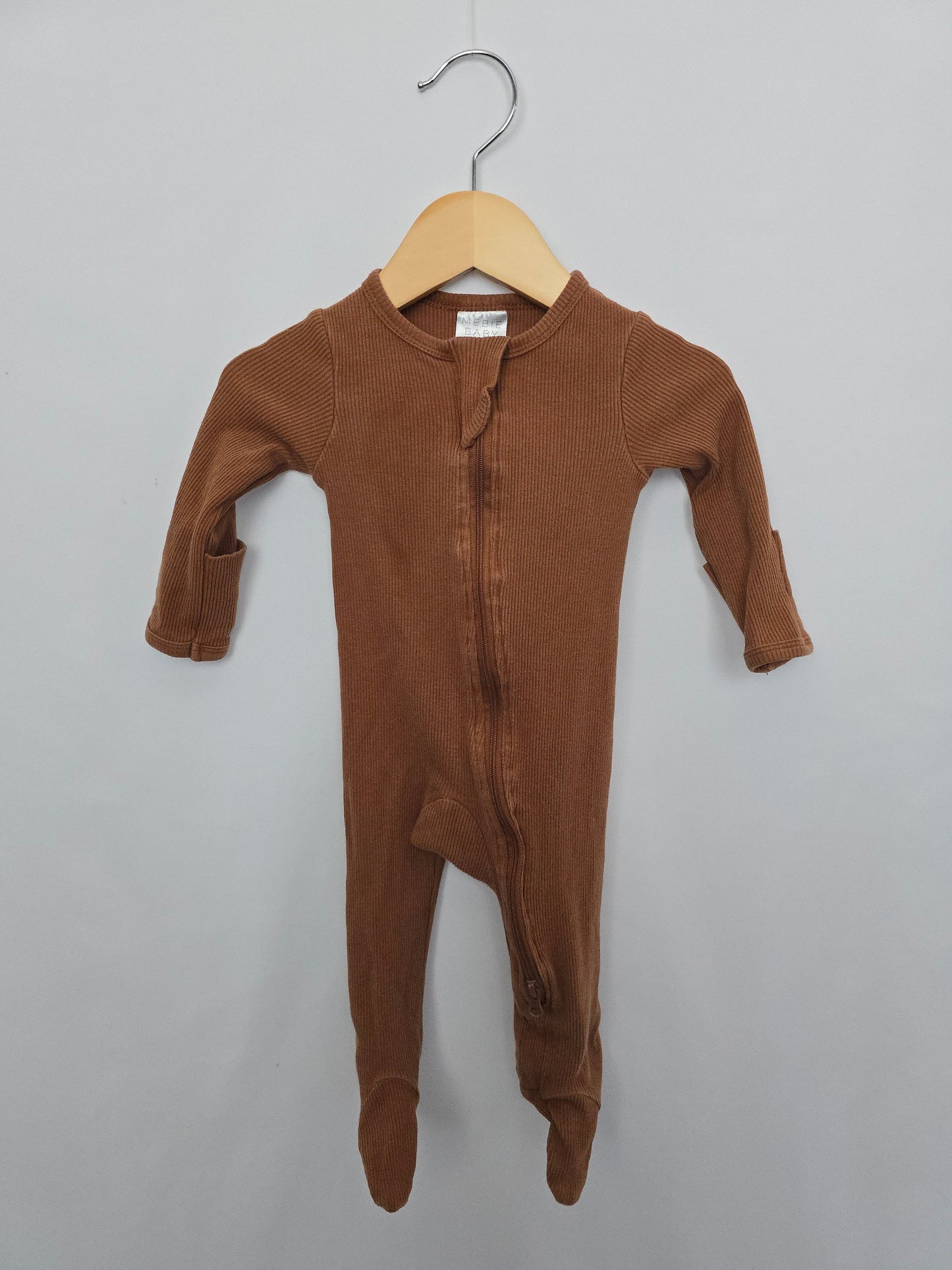 Mebie Baby Umber Ribbed Footie • 3-6 months