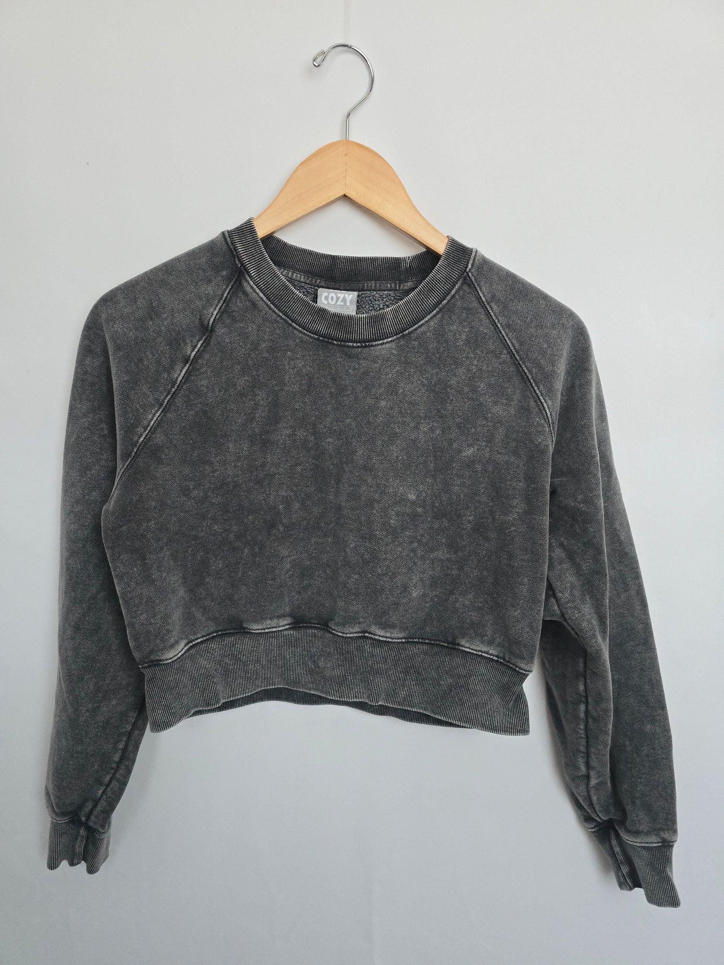 TNA Charcoal Cozy Fleece Cropped Crewneck • Small