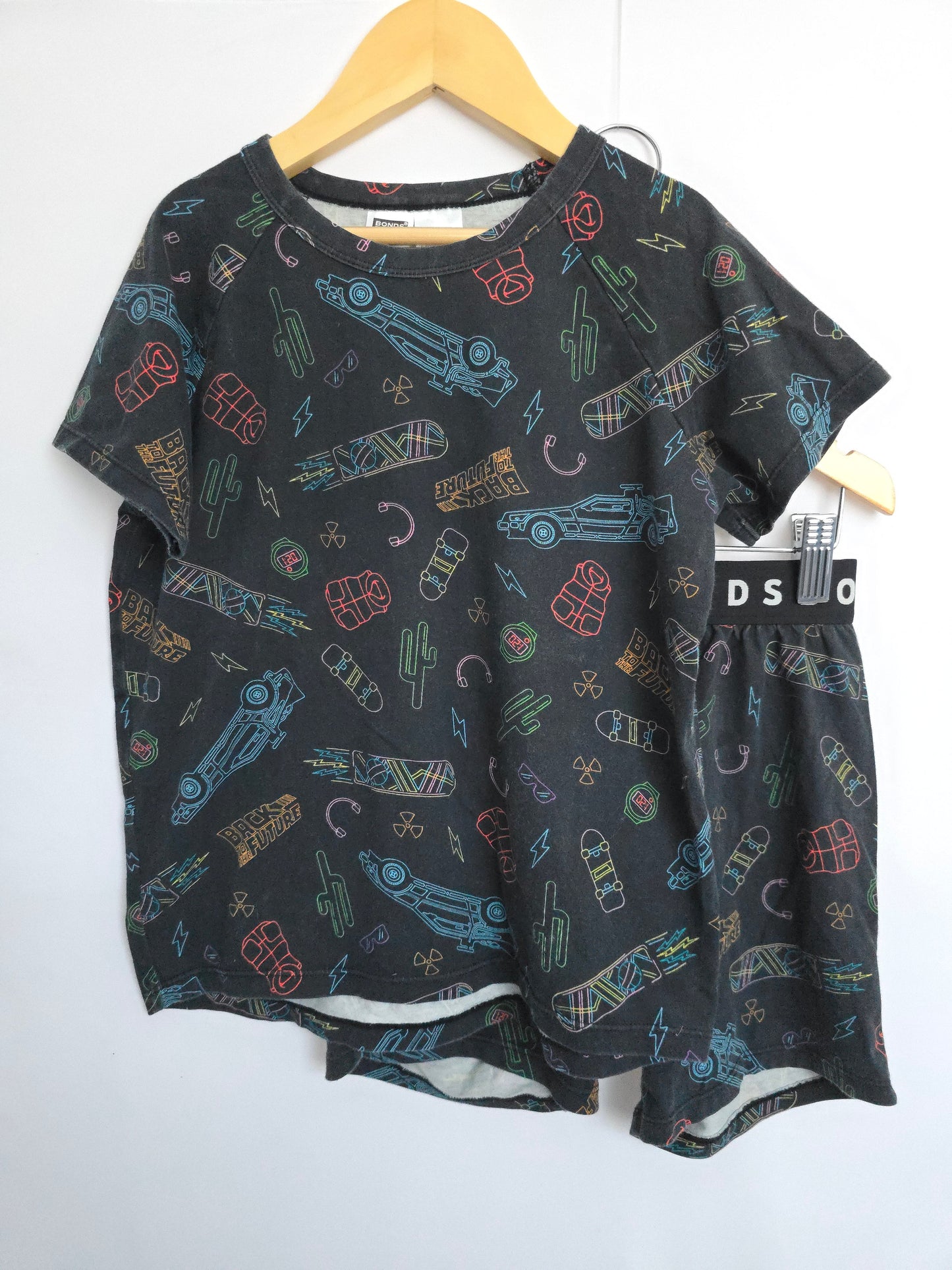 Bonds Back to the Future Pajama Set • 7 years