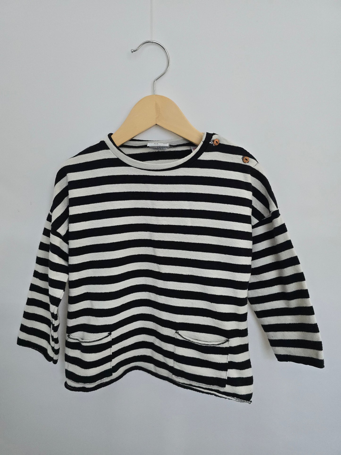 Zara Black/White Stripe Top • 3-4 years