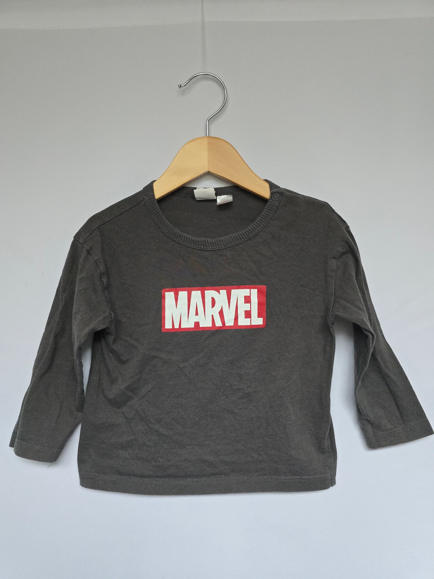 H&M Marvel Long Sleeve Shirt • 1-2 years