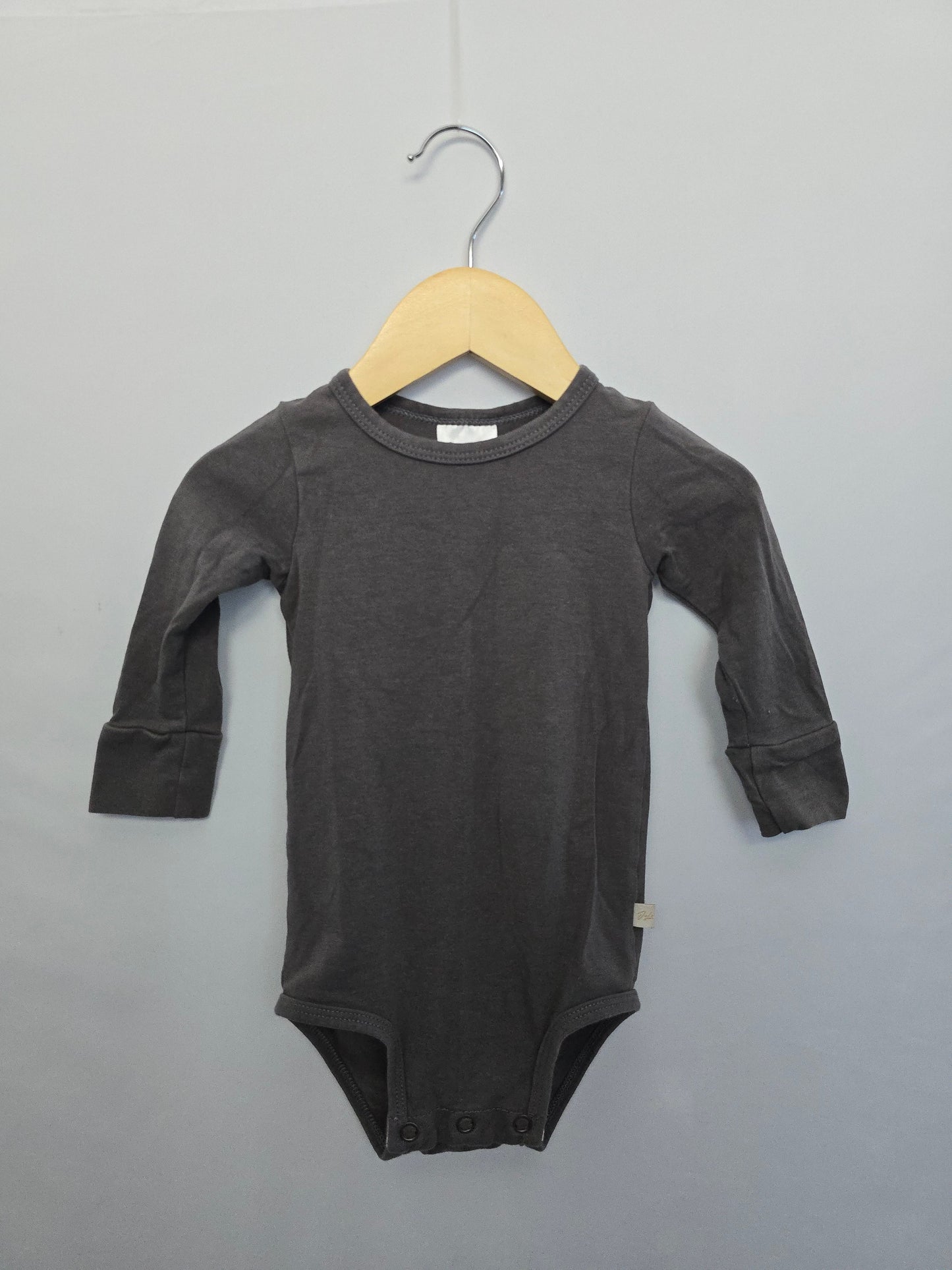 Jax & Lennon Grey Long Sleeve Bodysuit • 6-12 months