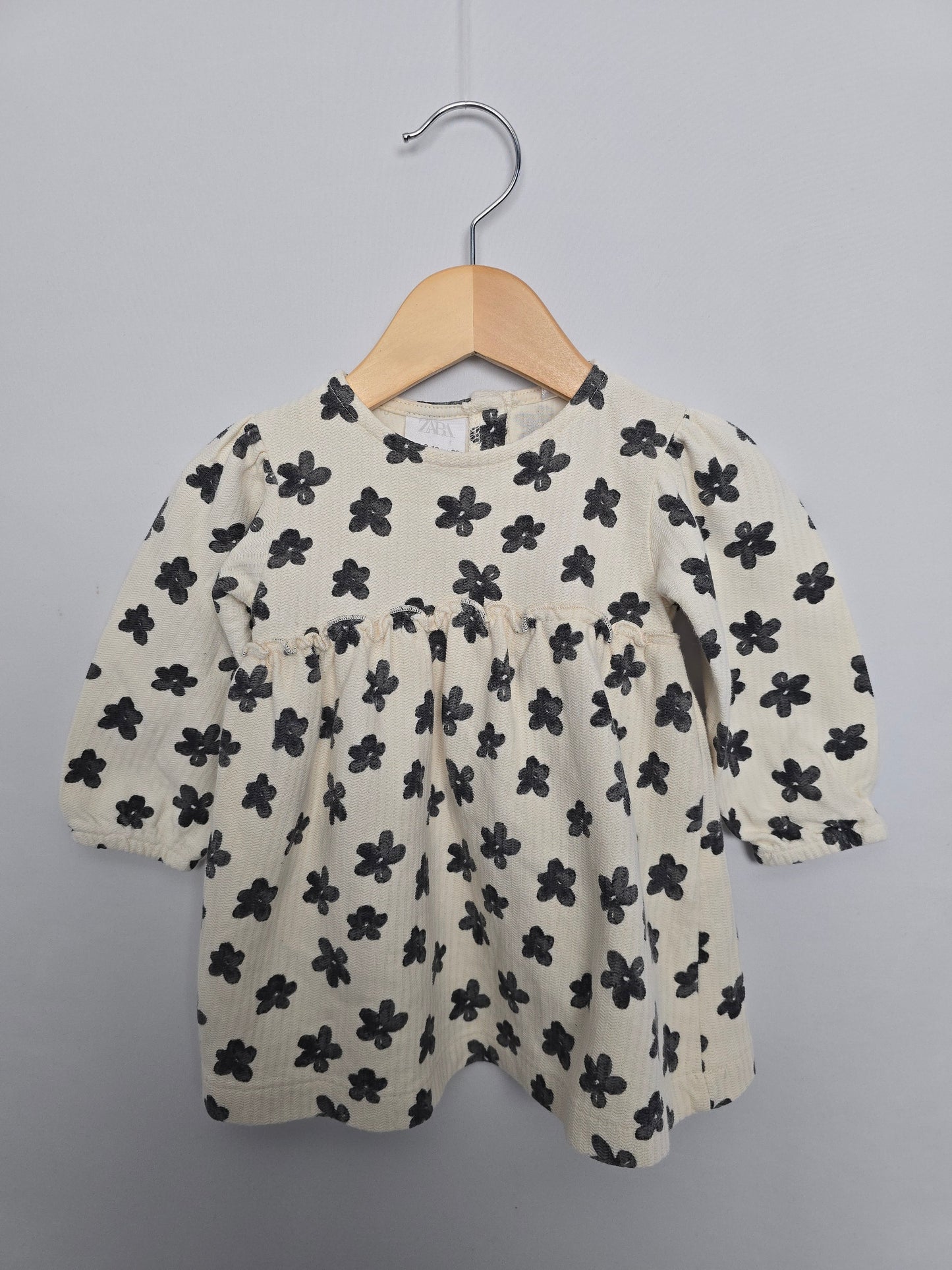 Zara Daisies Fancy Dress • 9-12 months