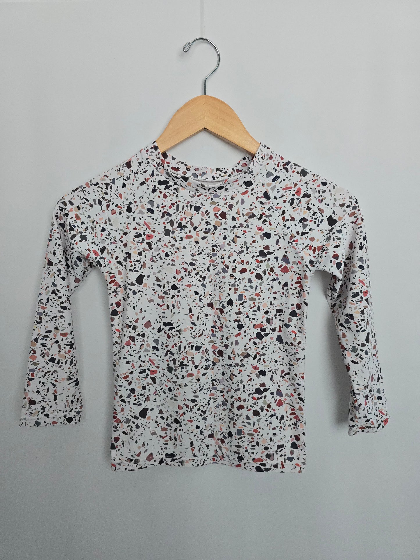 Current Tyed Blake Rashguard • 6-7 years