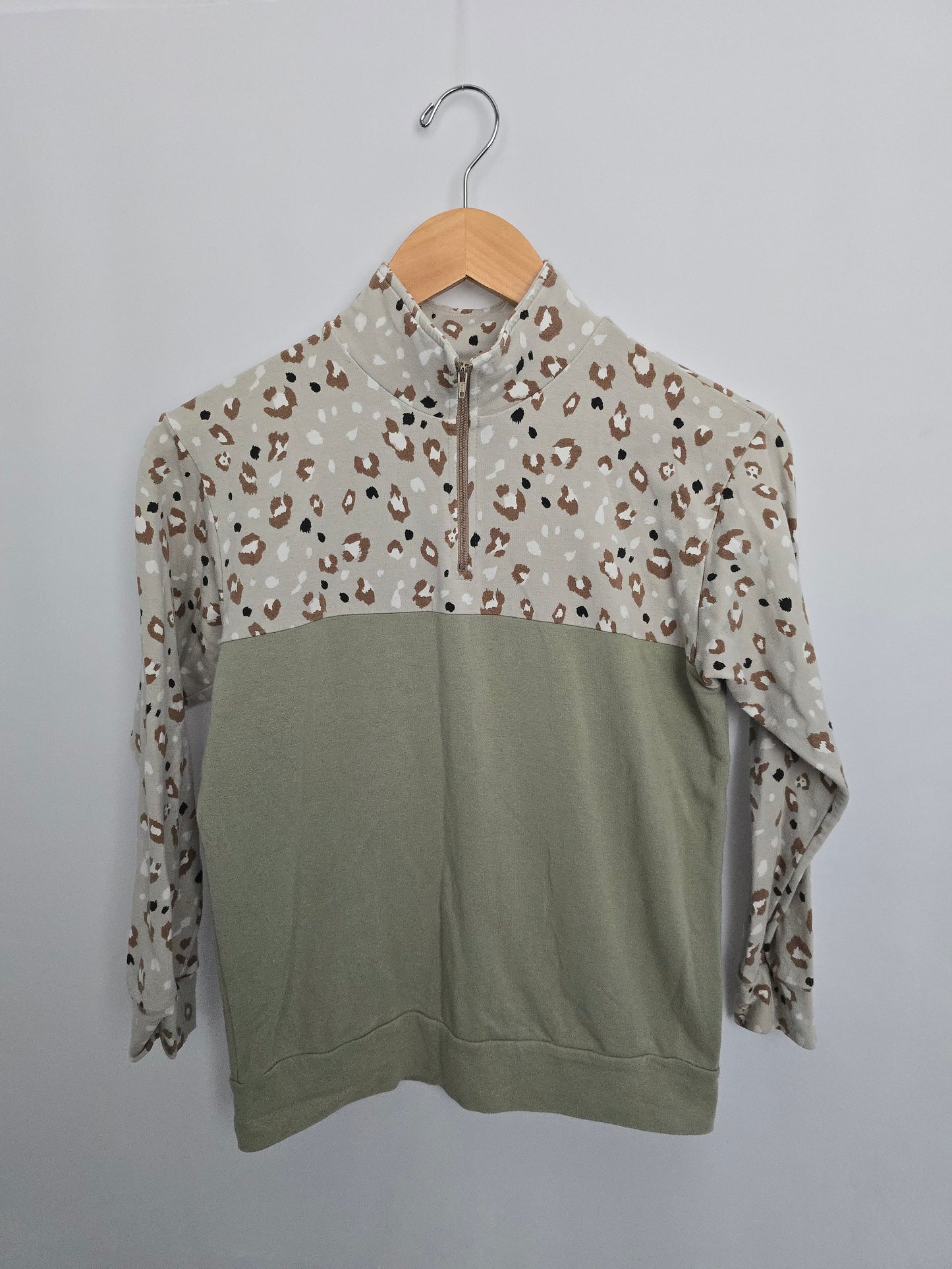 Jax & Lennon Snow Leopard/Mint Terry 1/2 Zip Crew • Youth Medium 8-9 years