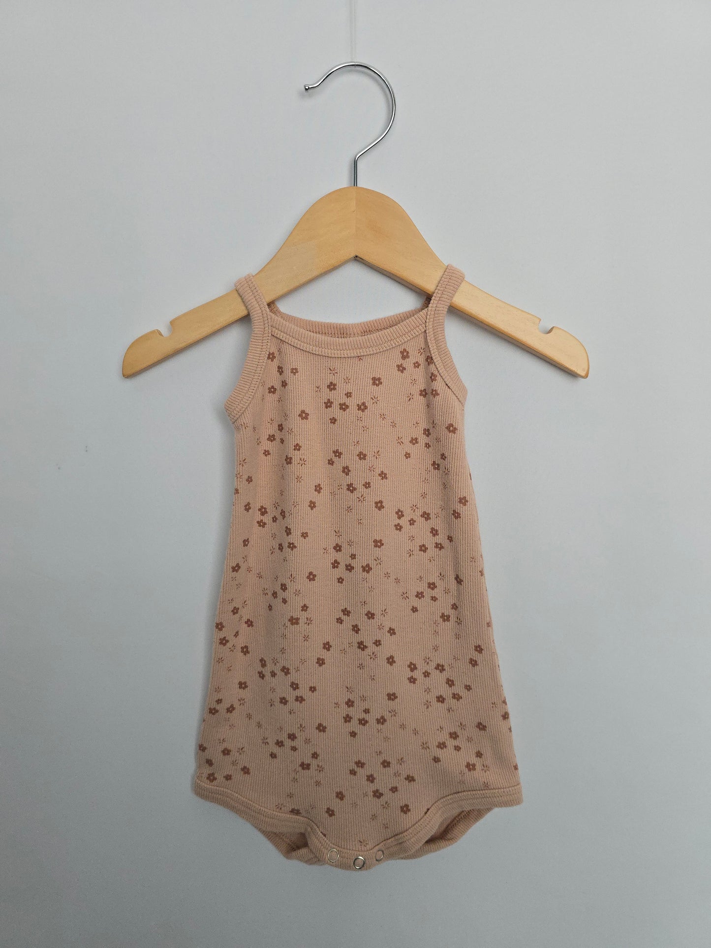 Quincy Mae Ribbed Floral Bodysuit • 12-18 months