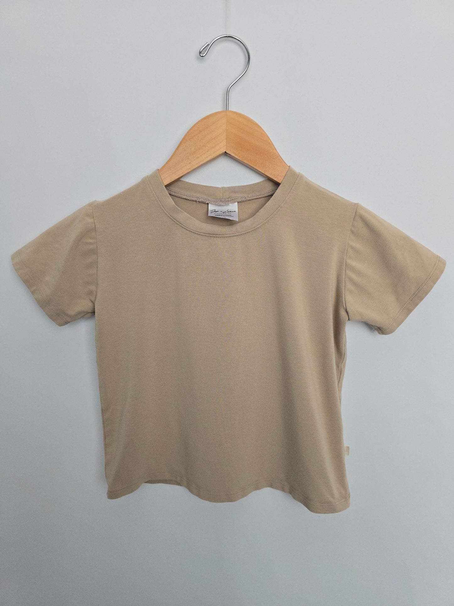 Jax & Lennon Dune Cropped Basic Tee • Youth Small 6-7 years