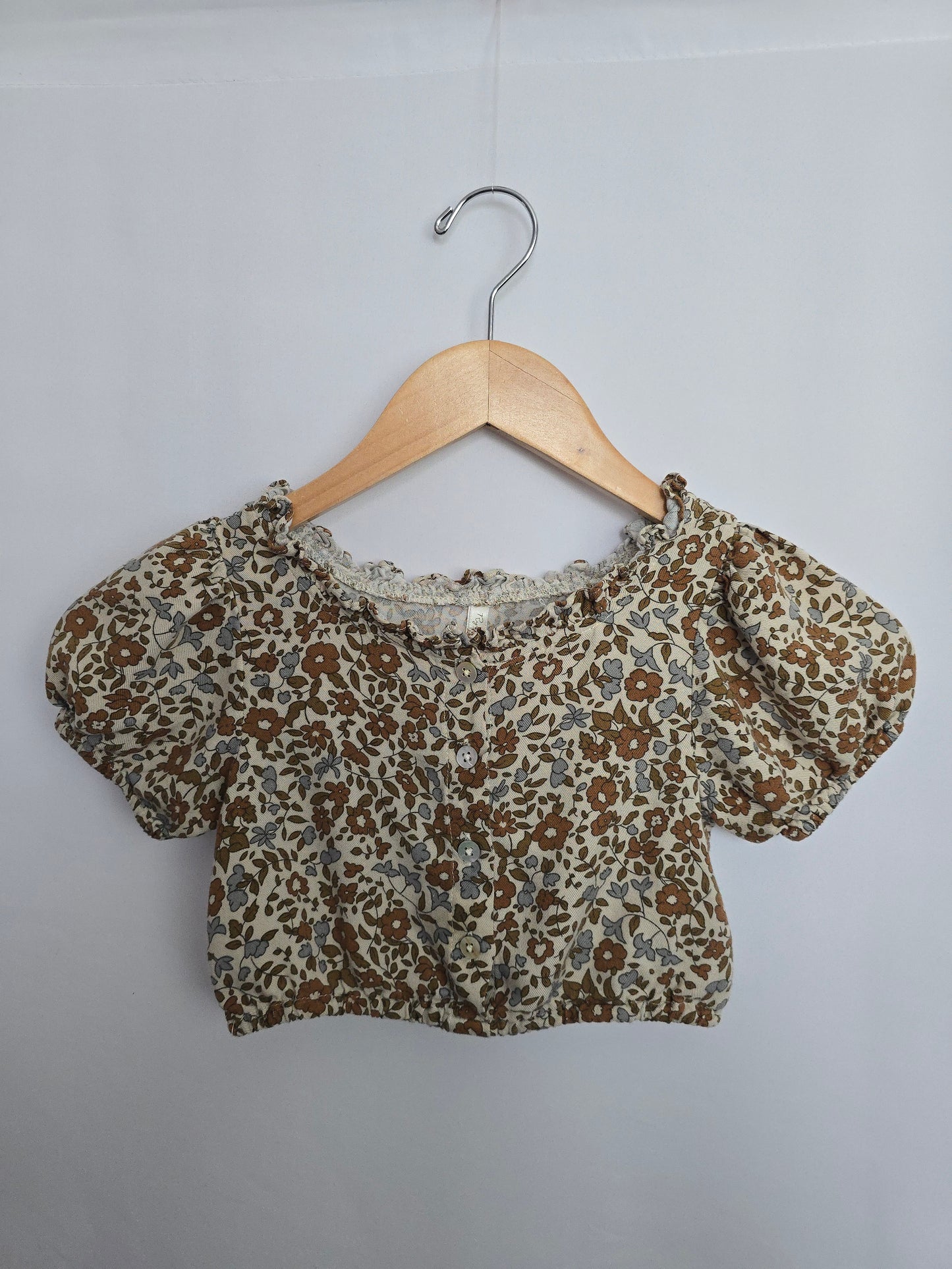Rylee + Cru Brown Floral Button Up *stain* • 4-5 years