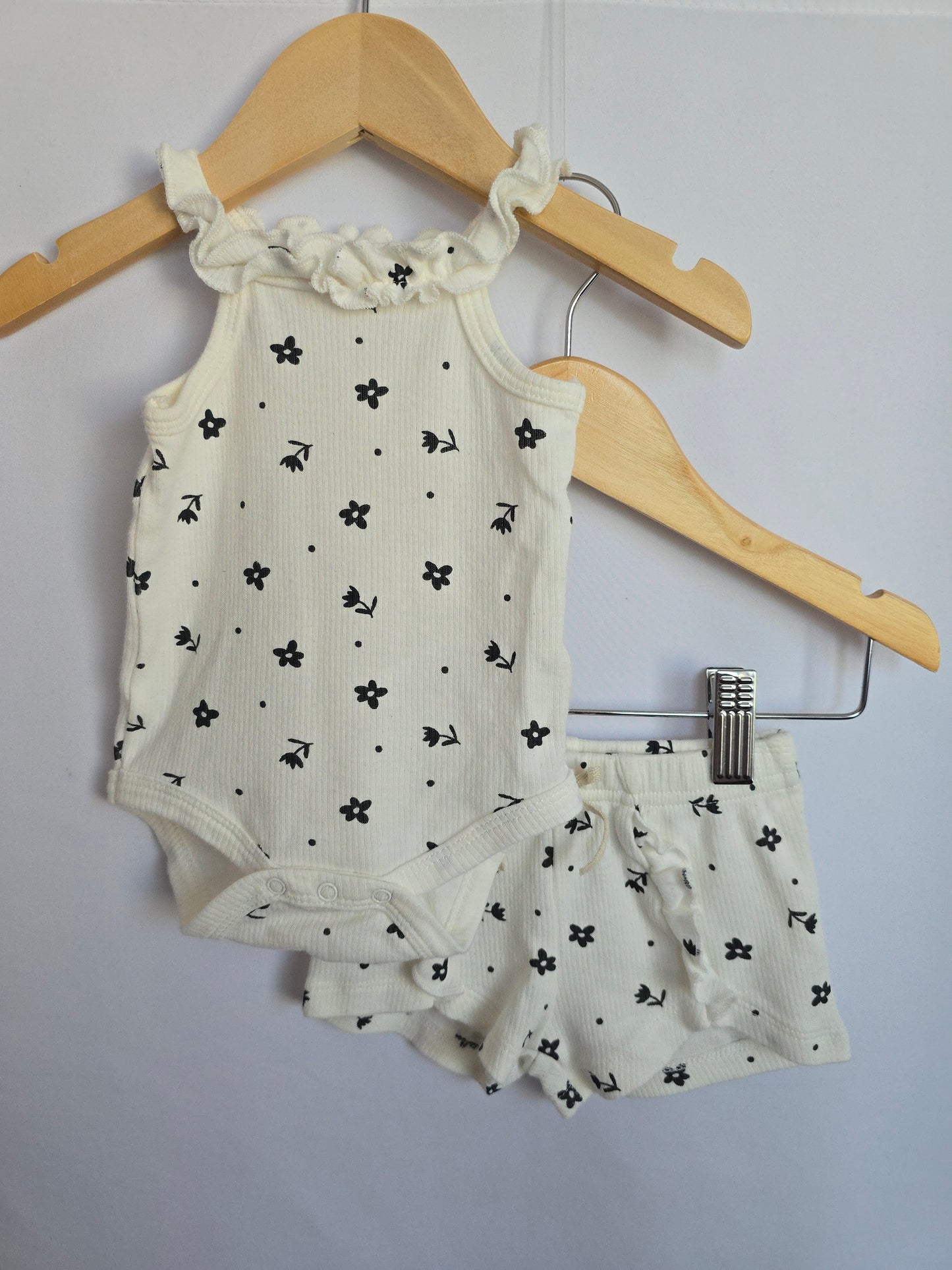 Willow + Whimsy Ruffle Floral Tank Set • 0-3 months