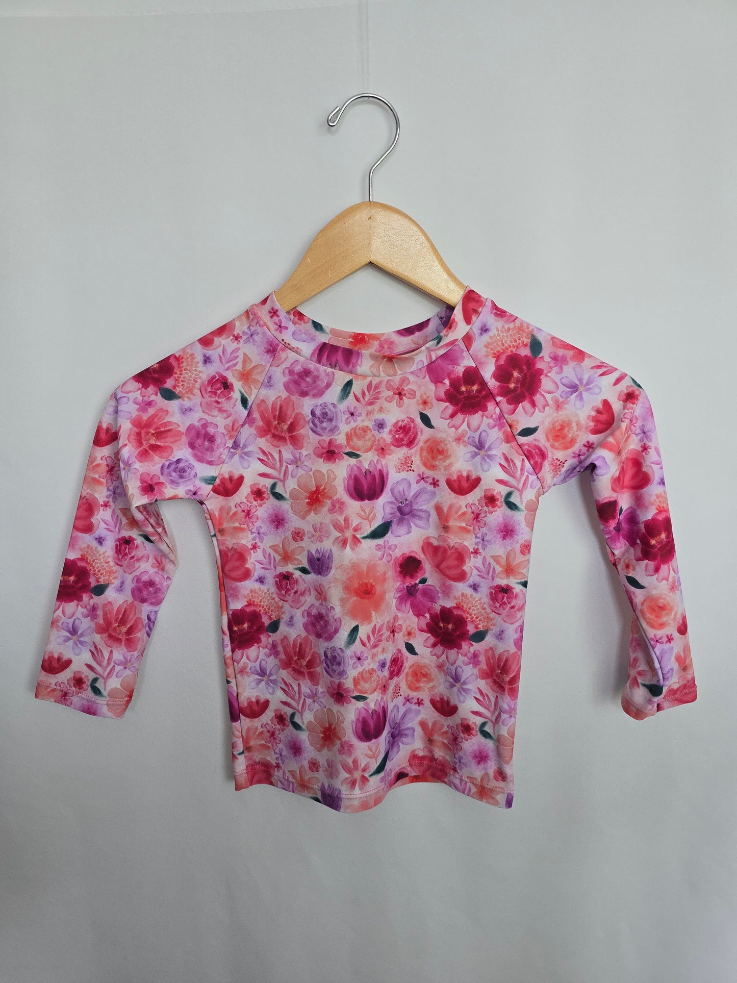 Current Tyed Floral Rashguard • 4-5 years