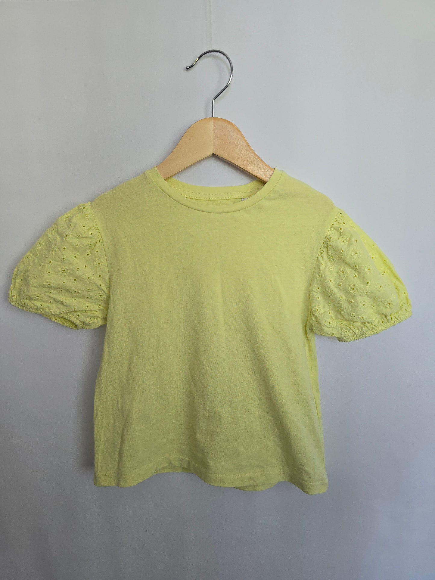 Zara Yellow Eyelet Puff Sleeve Tee • 4 years