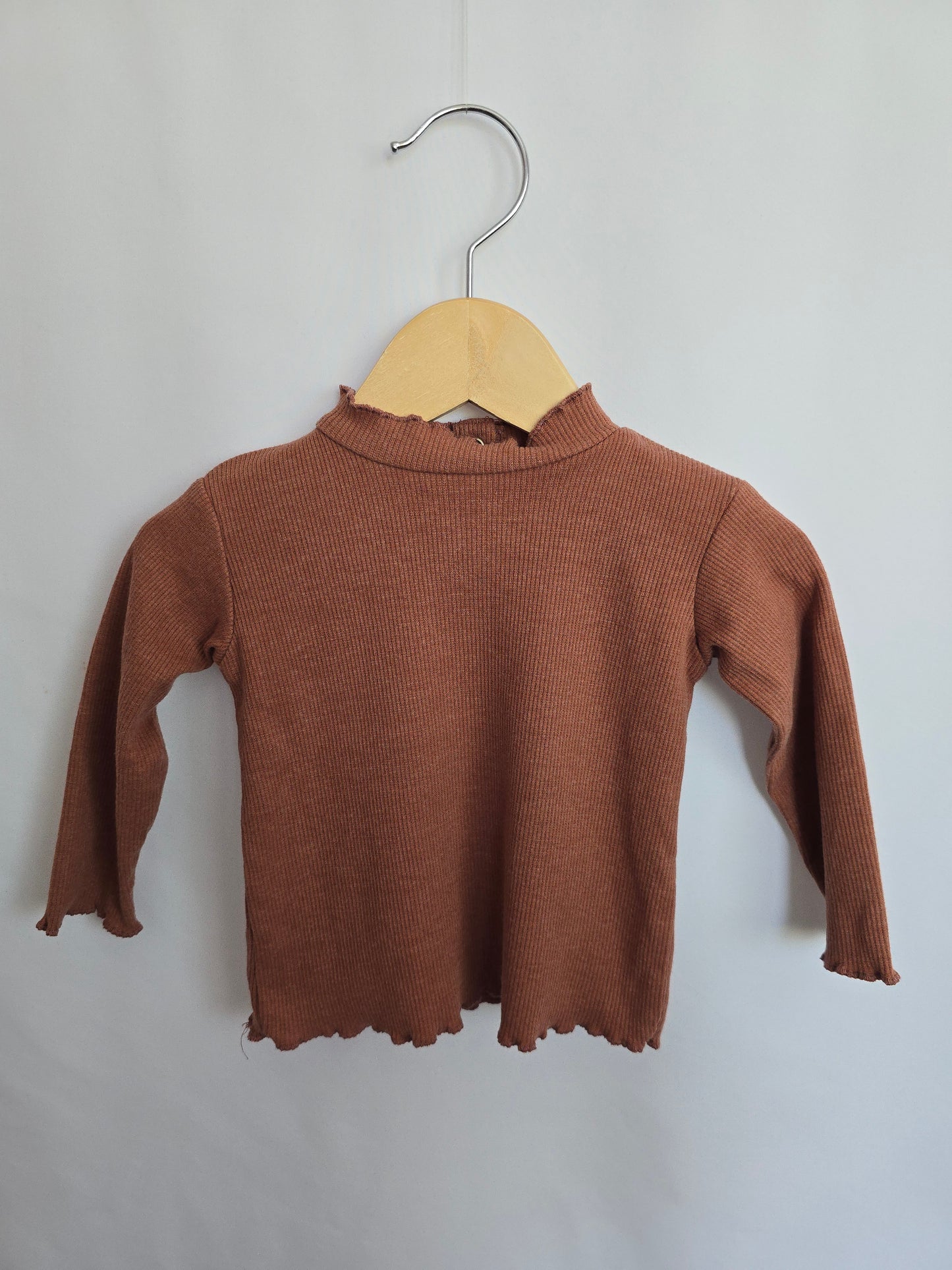 Zara Rust Ribbed Mock Neck Long Sleeve • 3-6 months