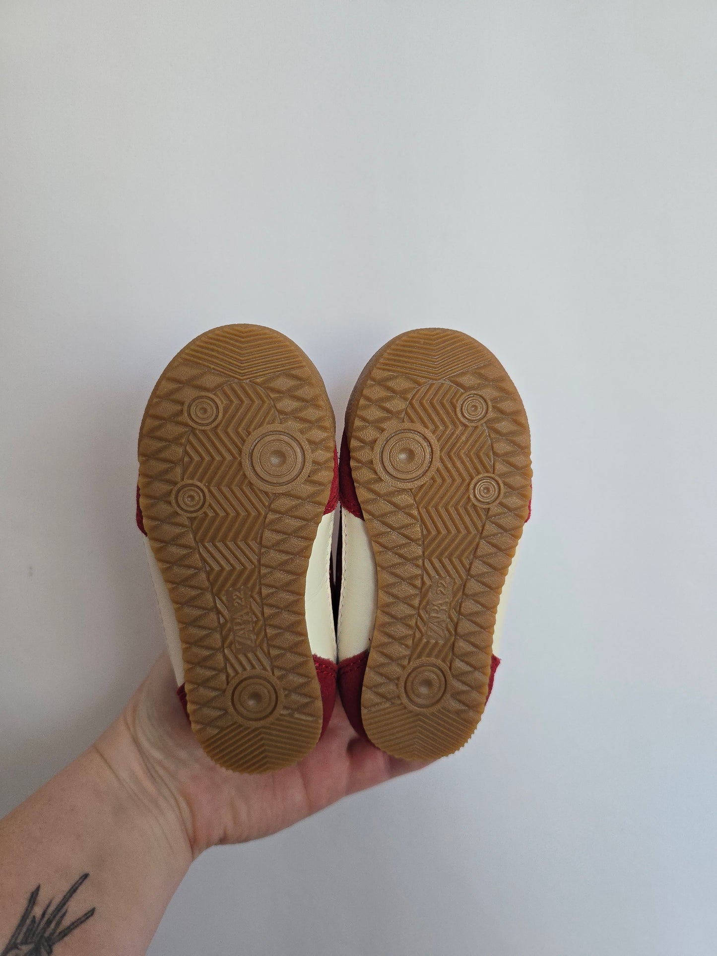 NEW Zara Dark Red Samba Runners • 6C