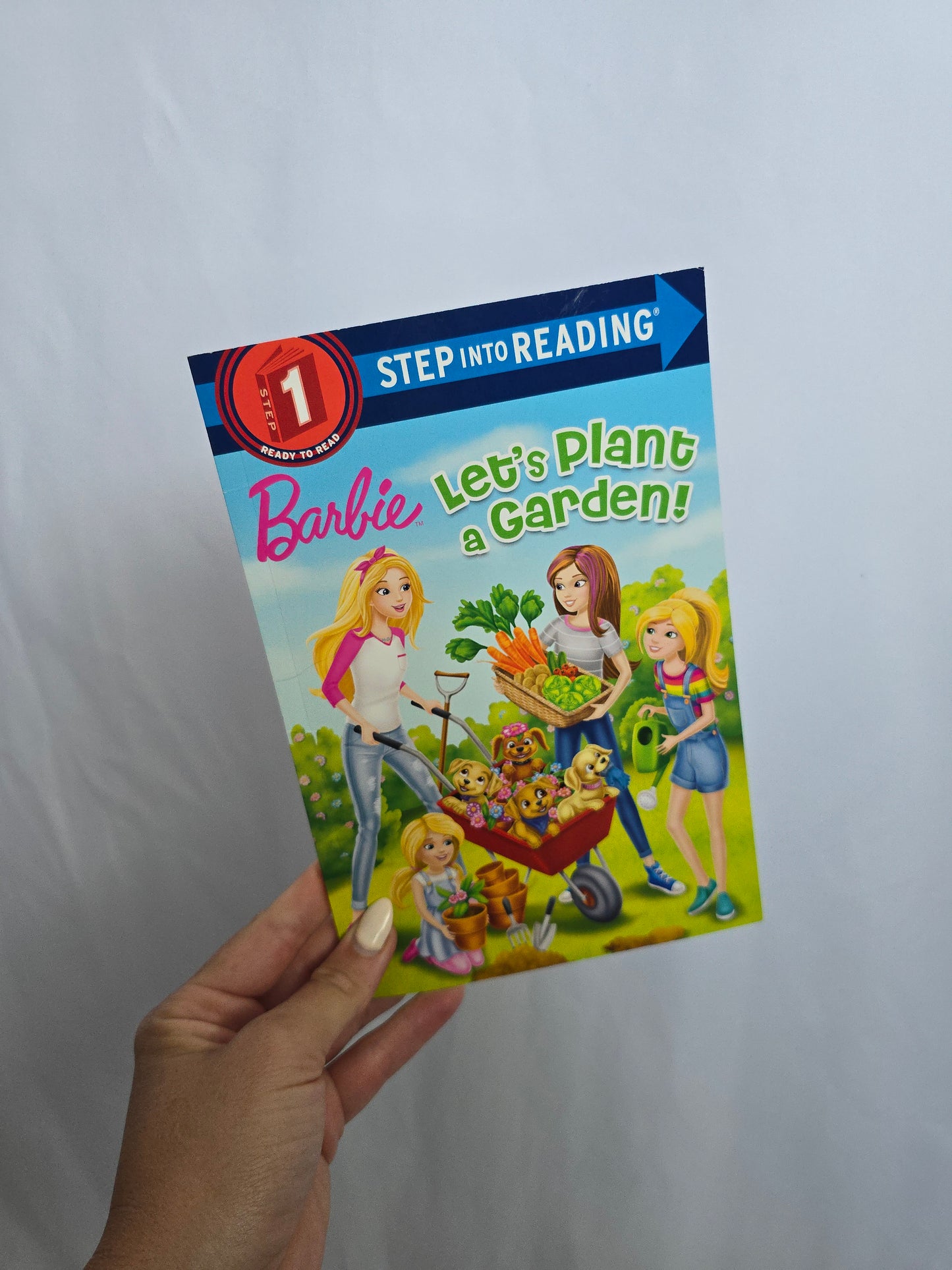 Barbie Let's Plant a Garden - I Can Read • Softcover Book