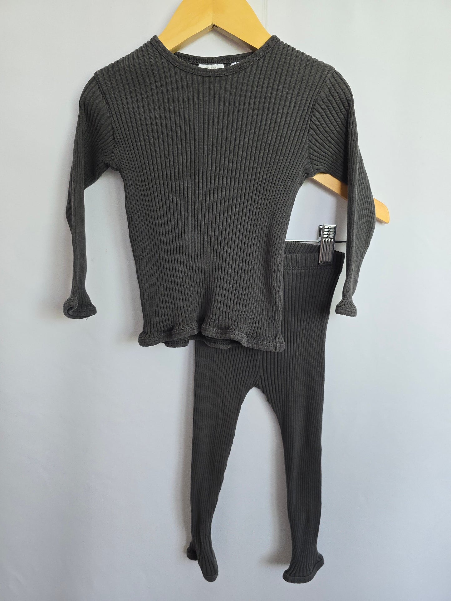 Zara Dark Grey Ribbed Lounge Set • 18-24 months
