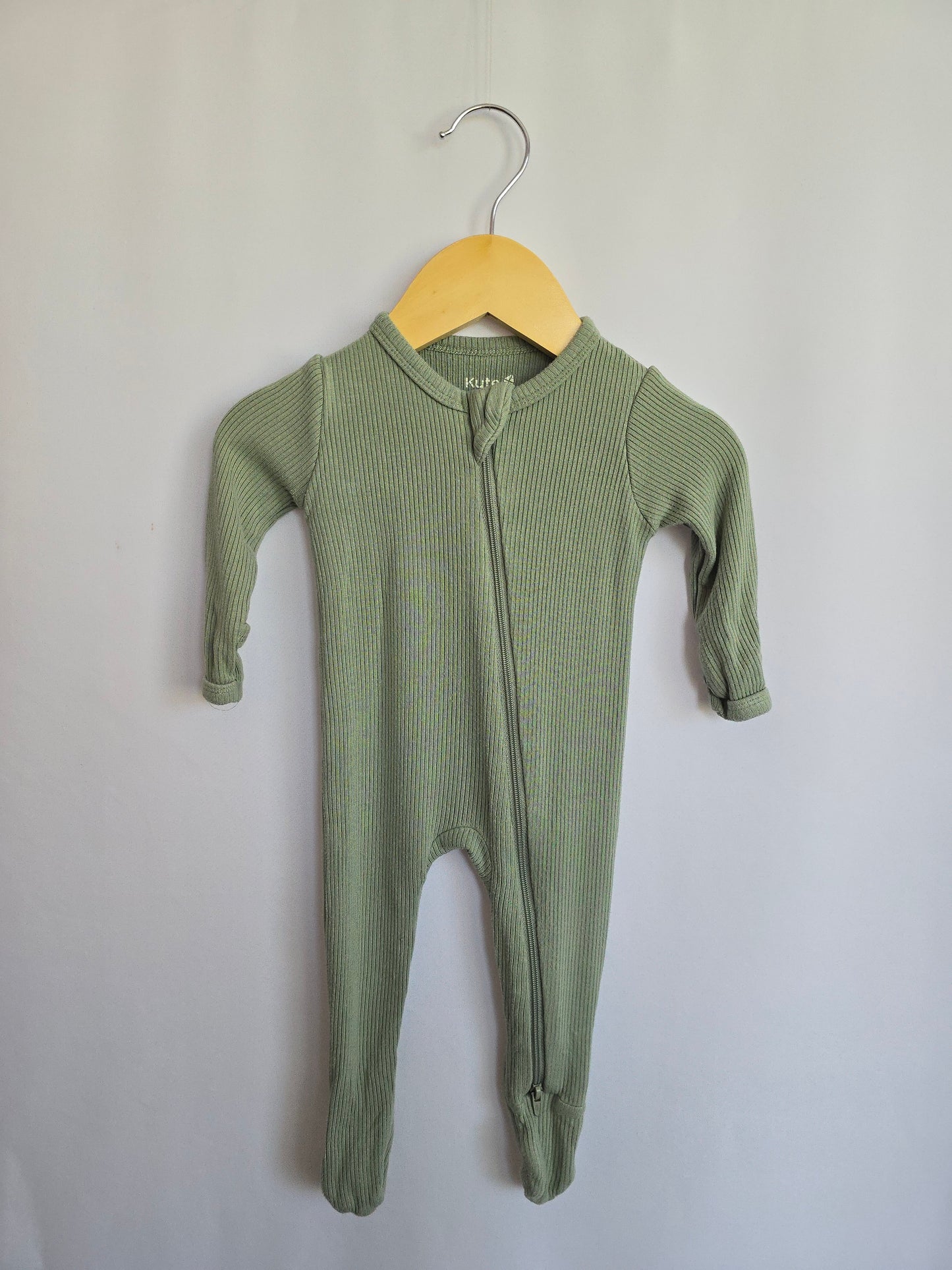 Kyte Thyme Ribbed Zip Footie • 0-3 months