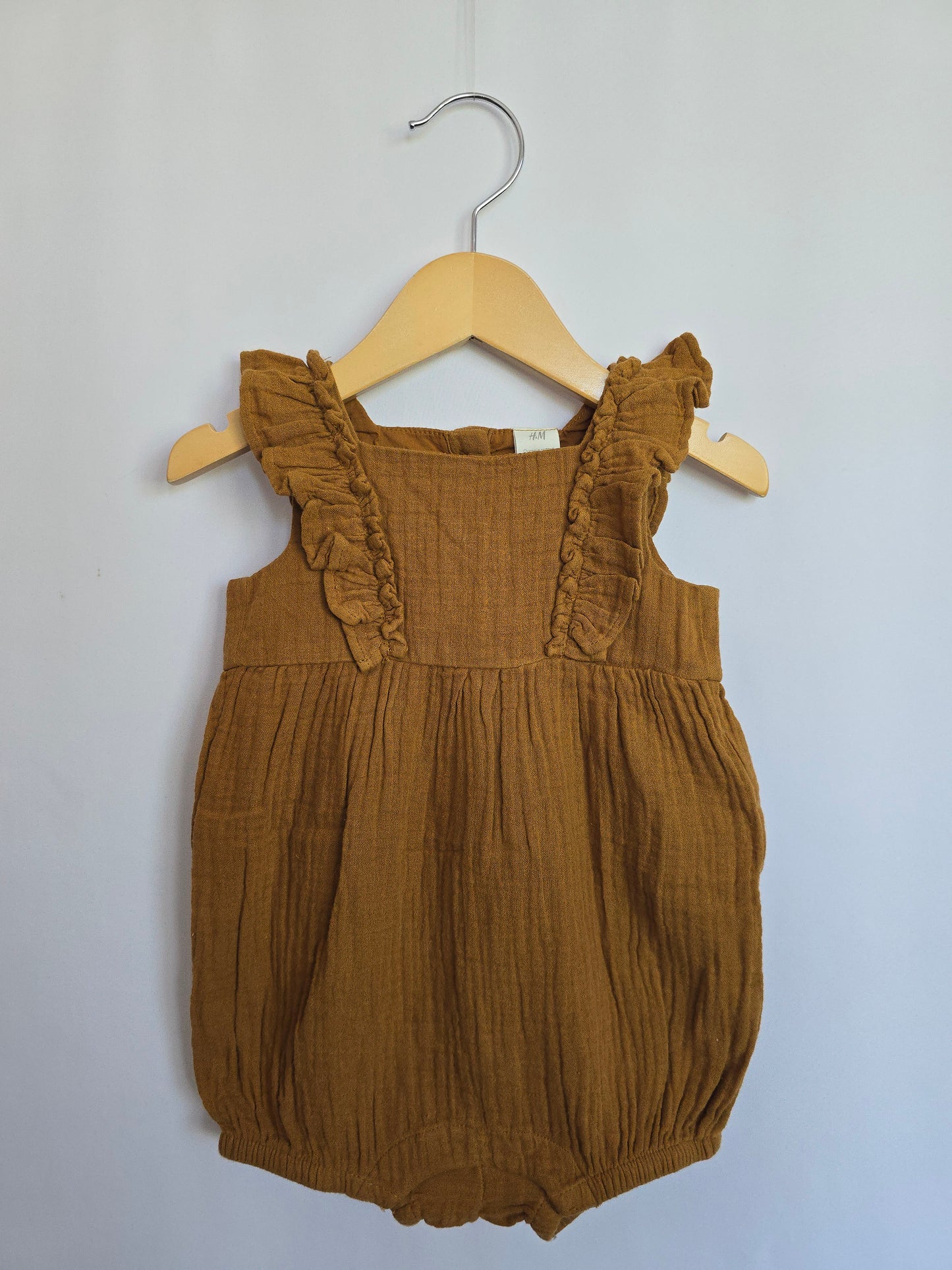 NEW H&M Organic Cotton Camel Bubble Romper • 6-9 months