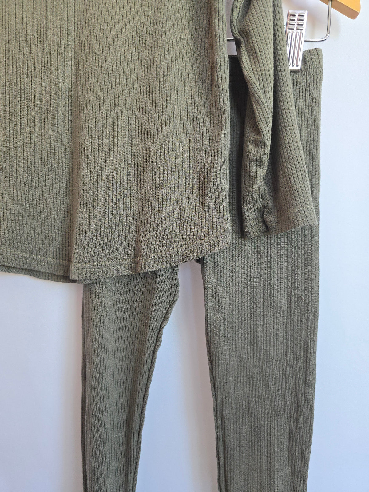 PLAY Tiny Button Apparel Olive Ribbed Lounge Set • 4-5 years