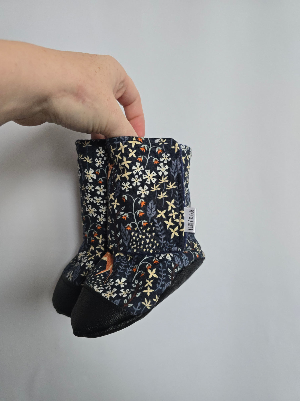 Curly & Gus Soft Sole Booties • 12-24 months