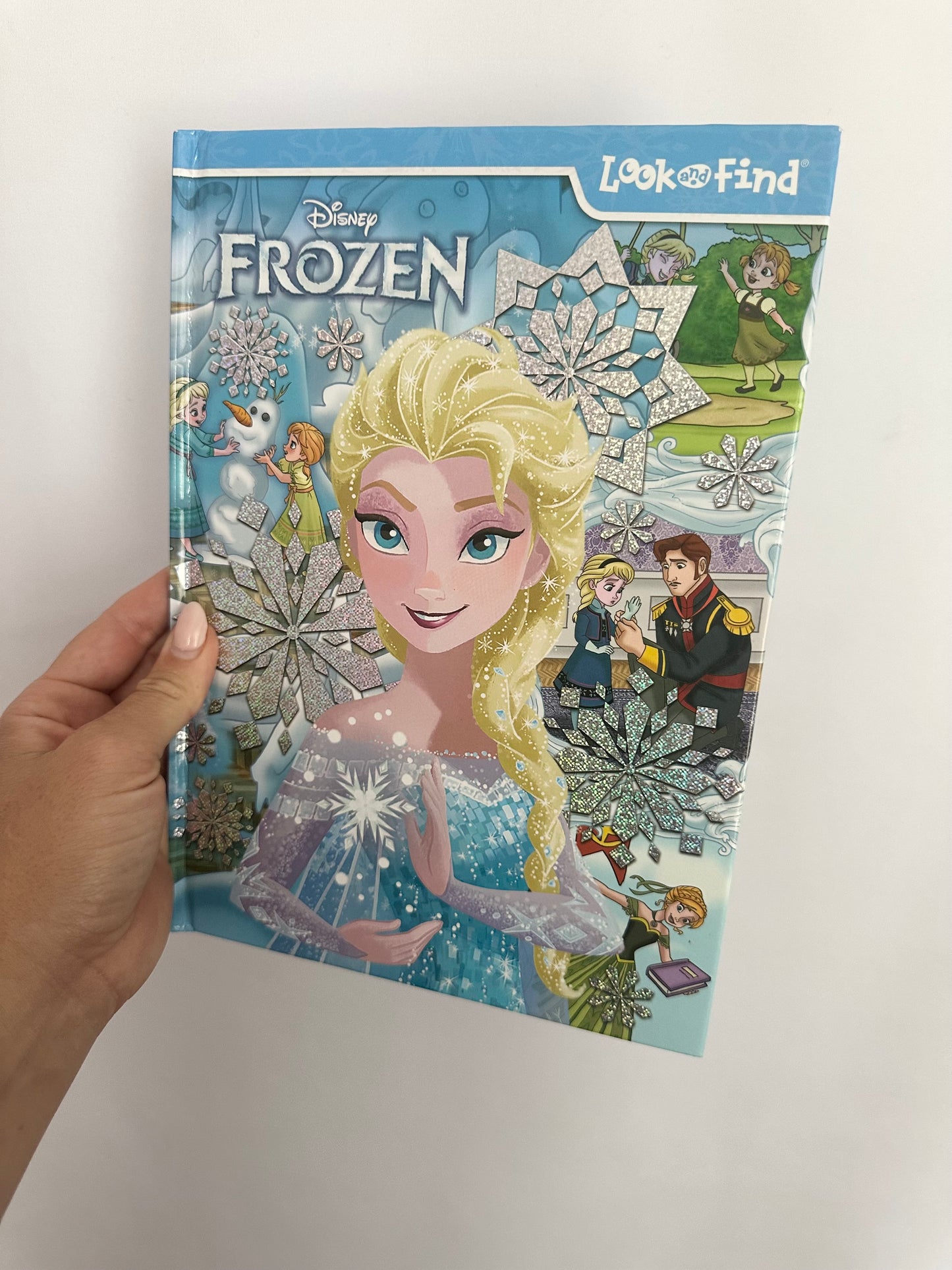 Look & Find Frozen (Snowflake) • Hardcover Book