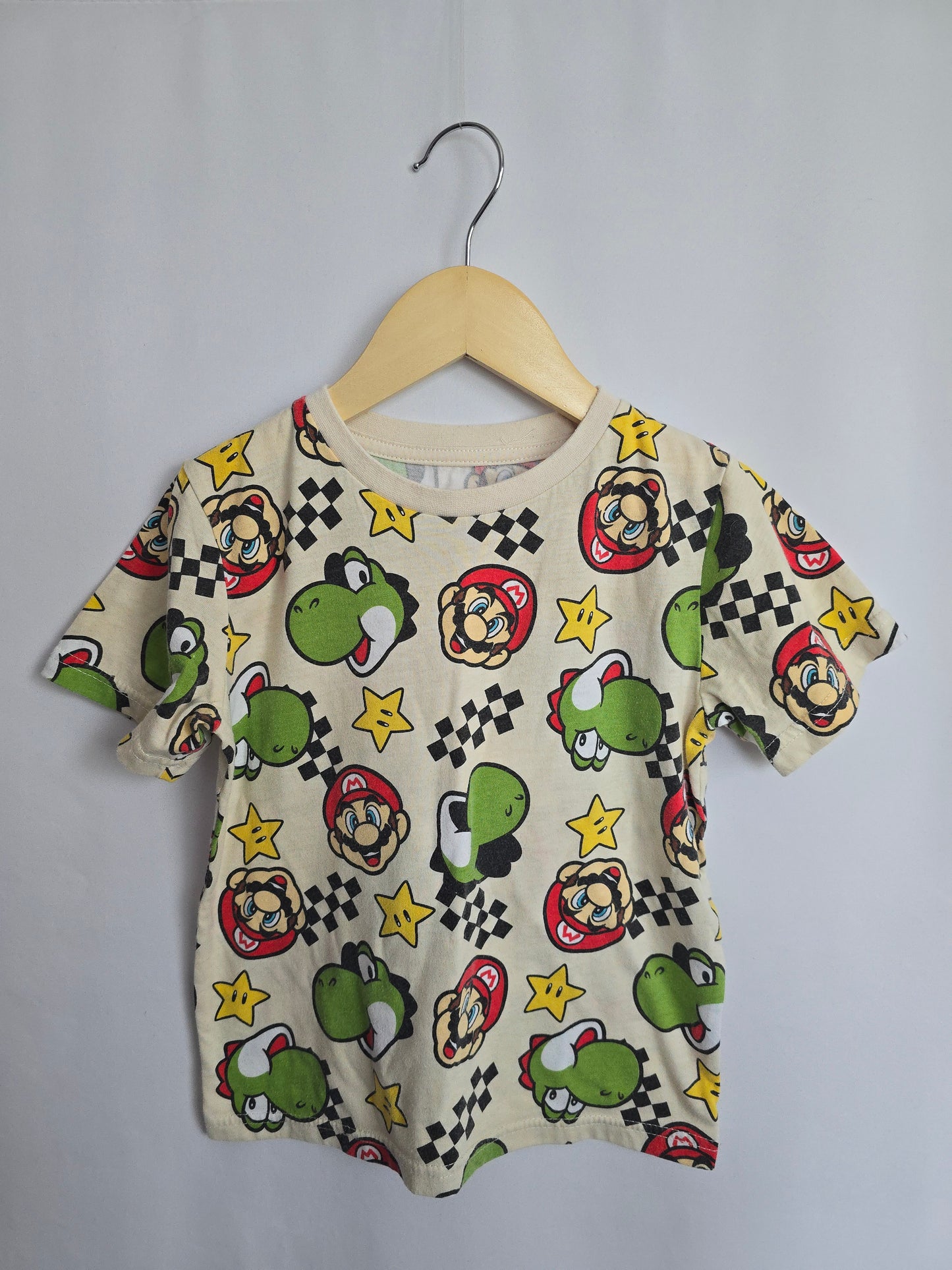 Super Mario Tee • 5 years