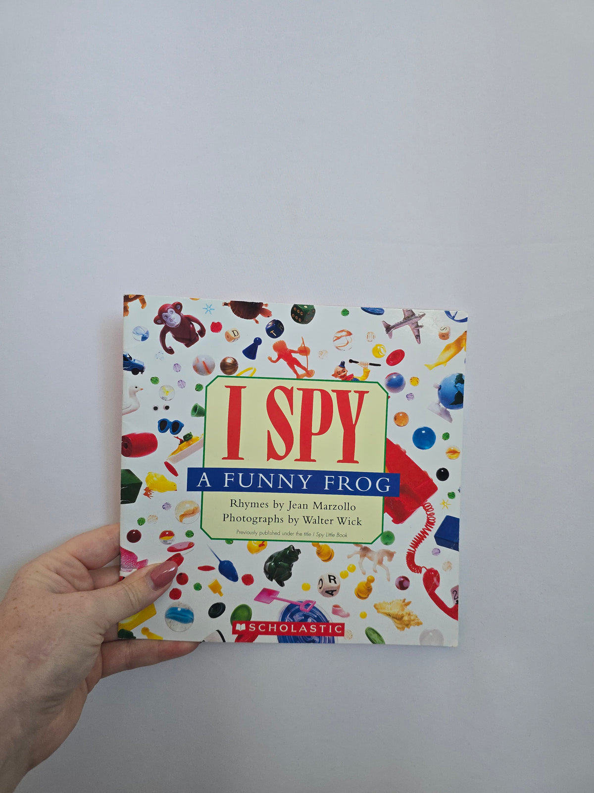 I Spy A Funny Frog • Softcover Book