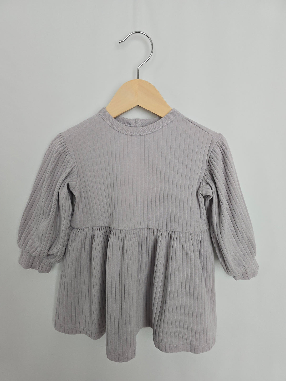 H&M Lilac Ribbed Dress • 9-12 months