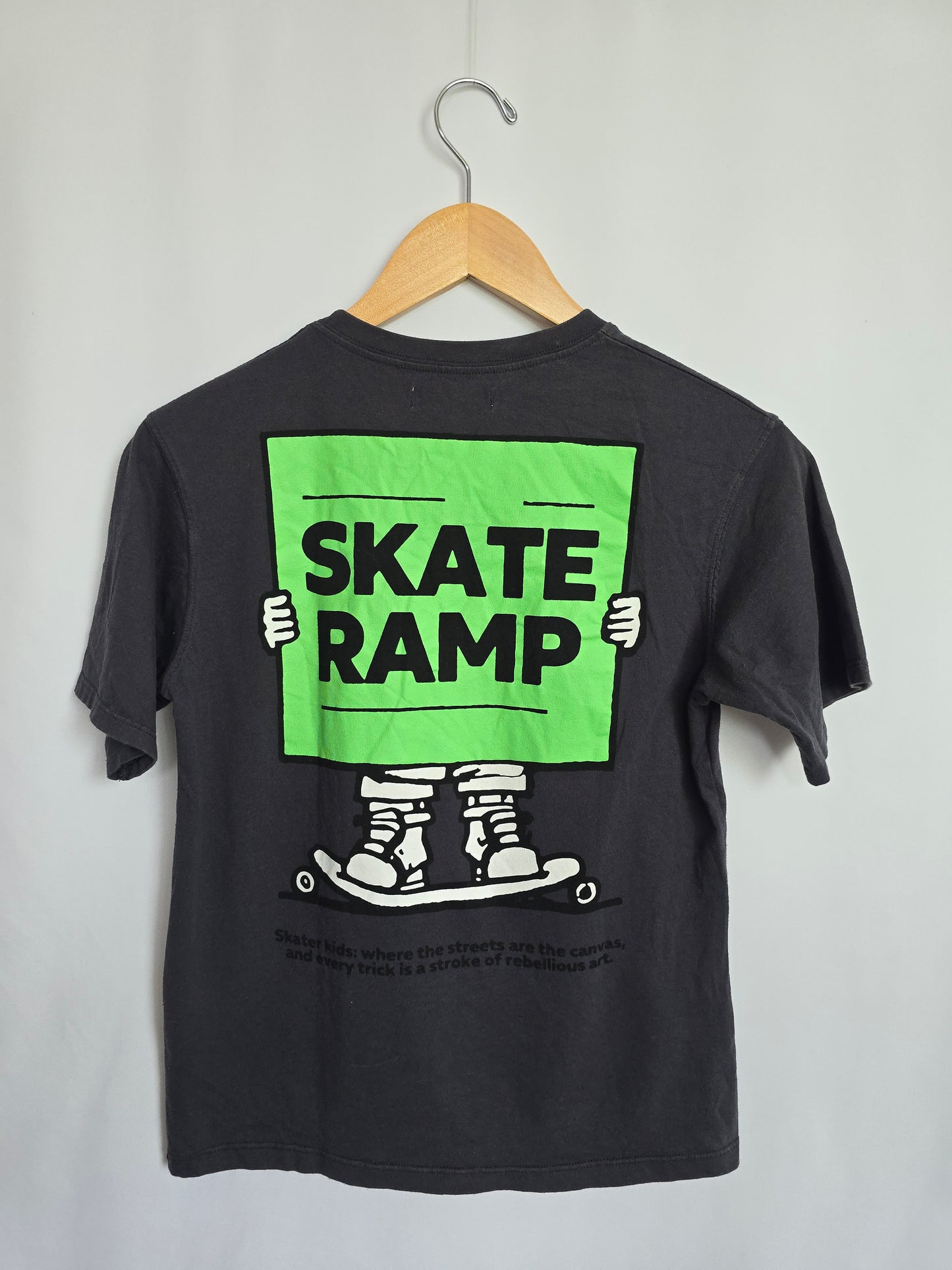 Zara Skate Ramp Tee • 9-10 years