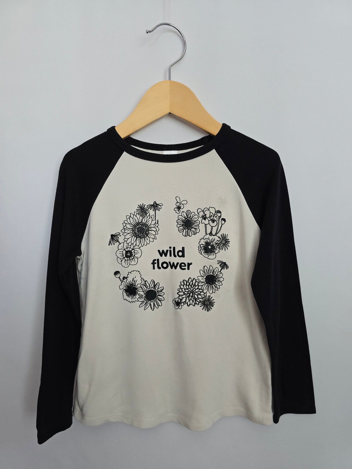 PLAY Little & Lively Wildflower Raglan • 5-6 years