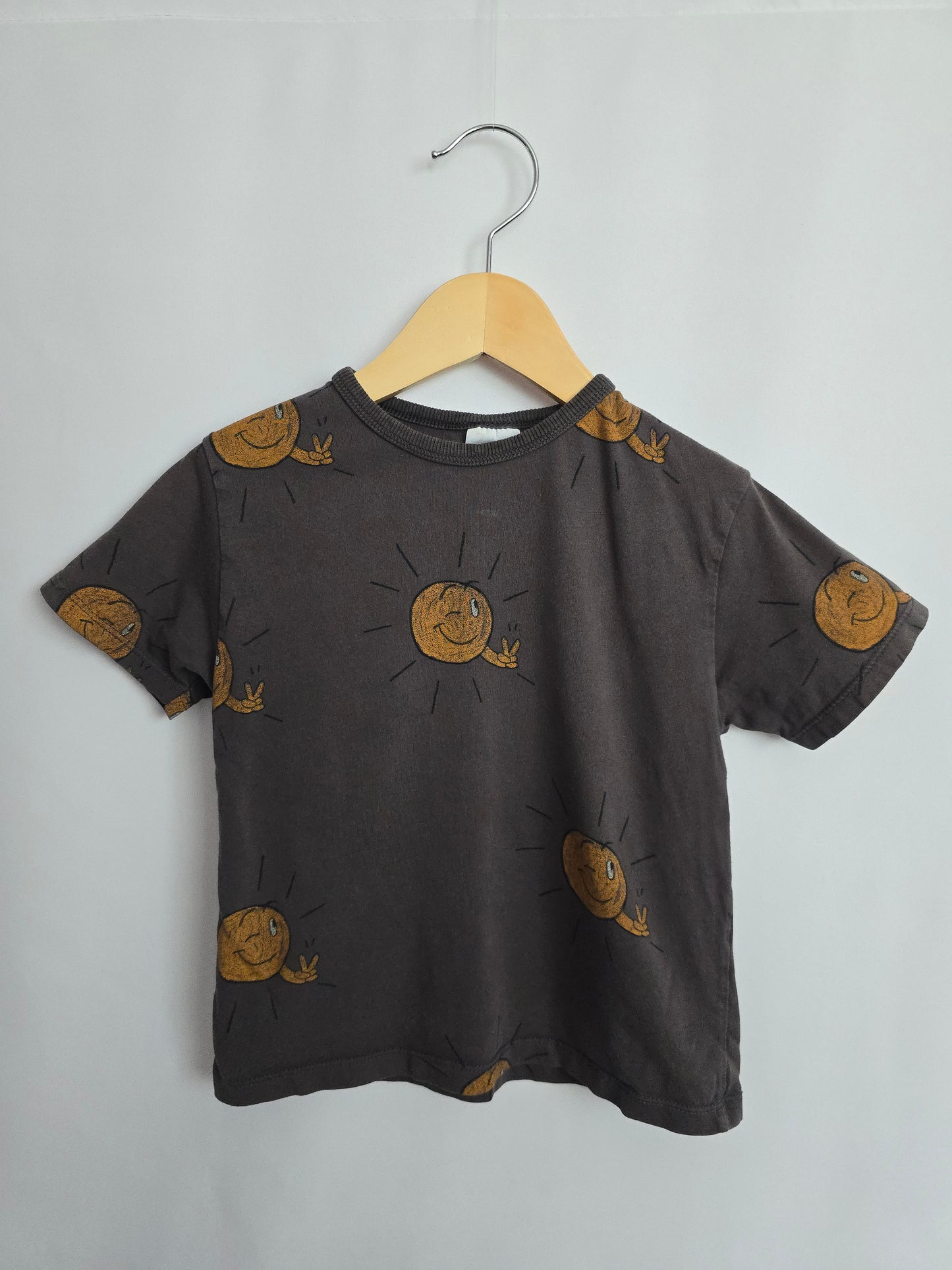 Zara Suns Tee • 3-4 years