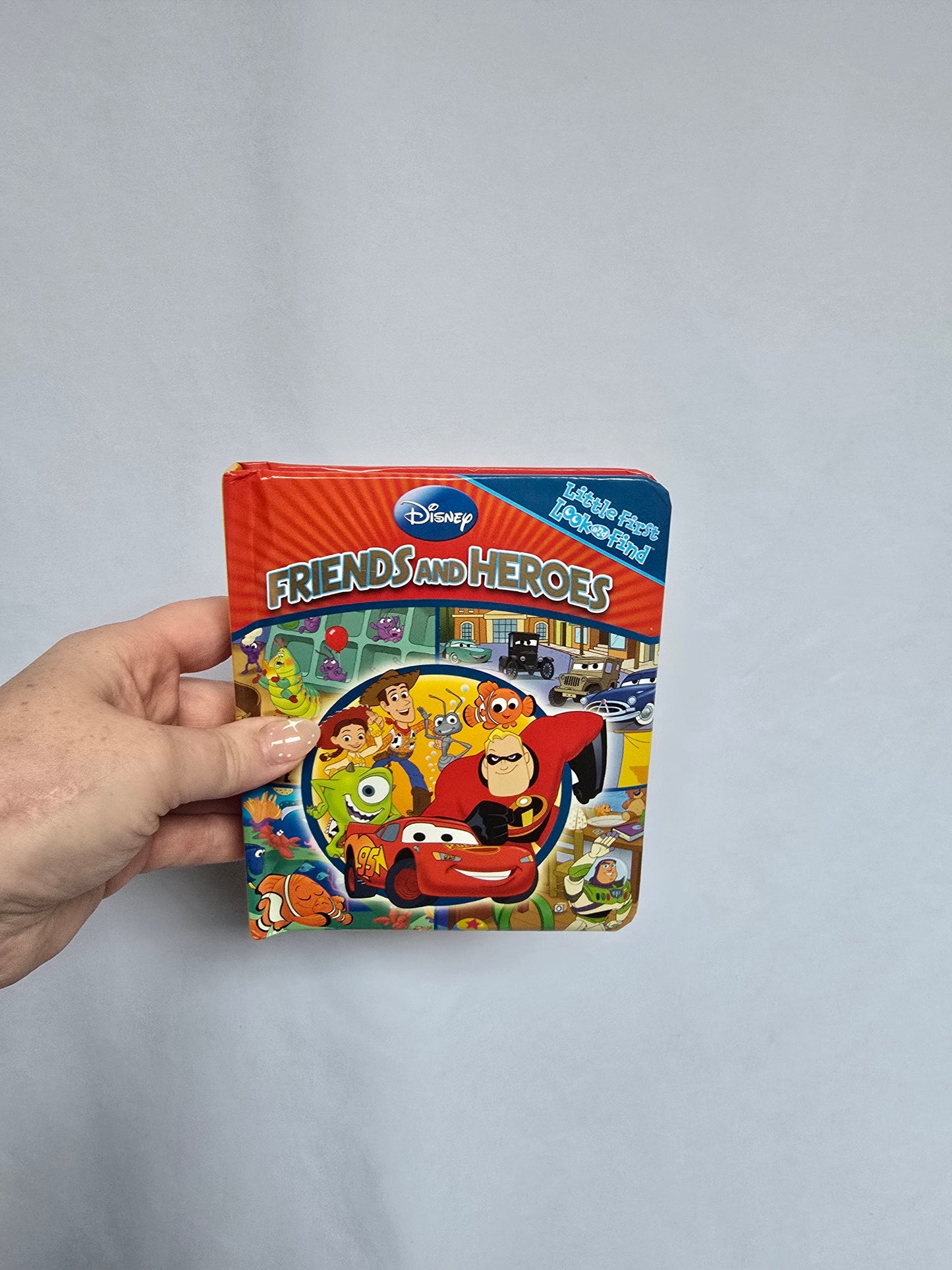 My First look & Find Friends & Heroes • Board Book