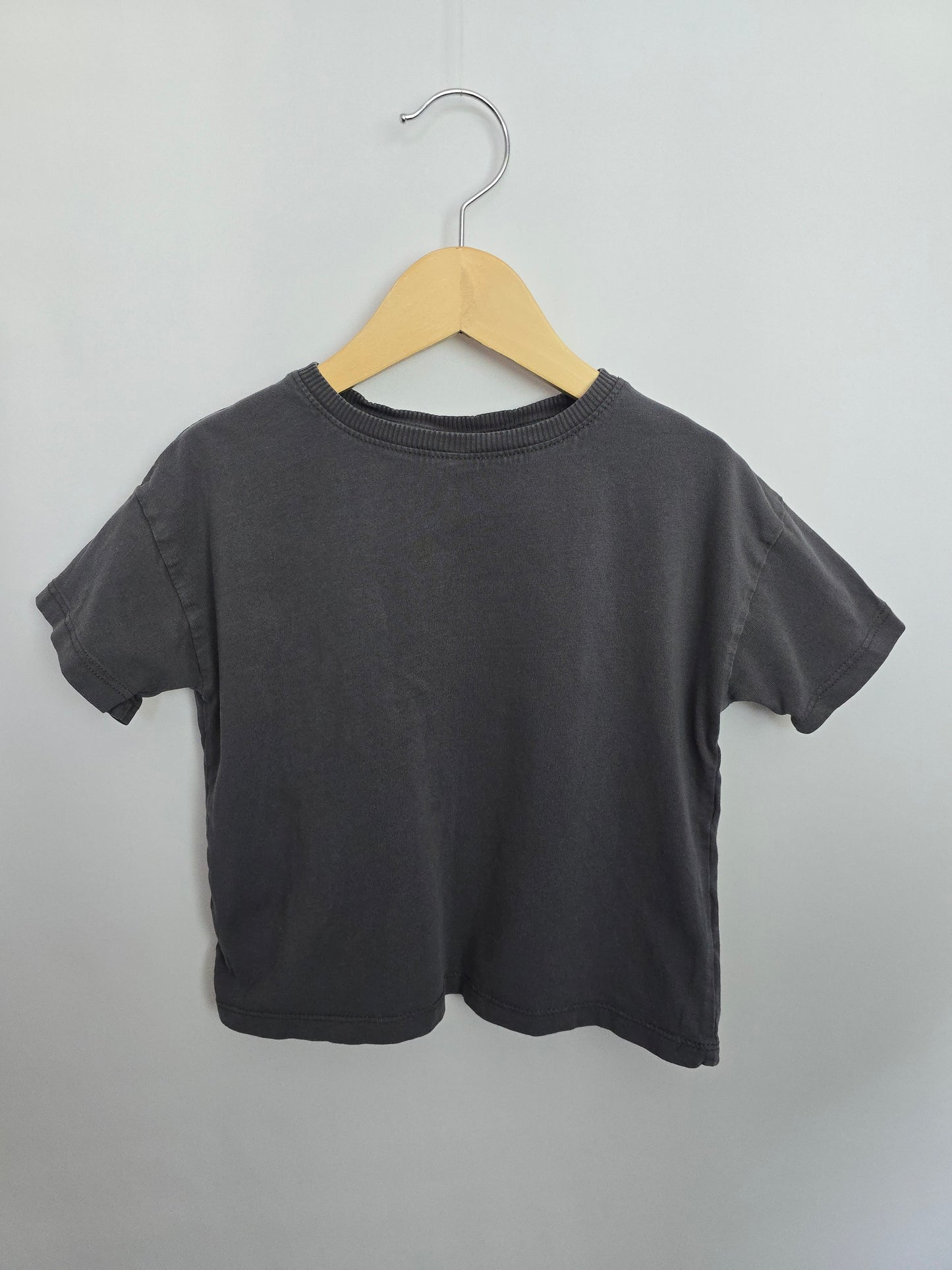 PLAY Zara Grey Boxy Tee • 3-4 years