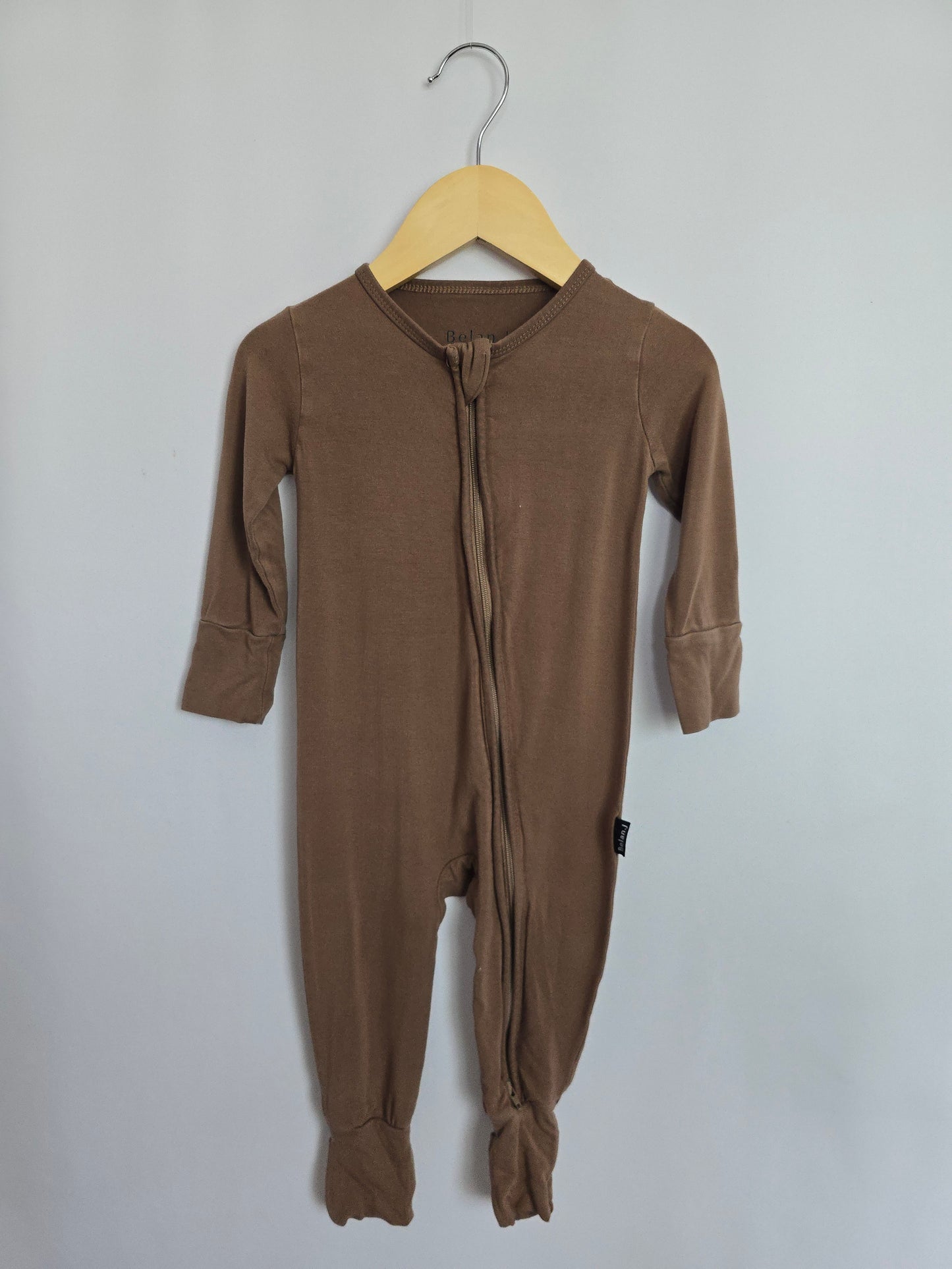 Belan J Cocoa Brown Zip Footie • 12-18 months