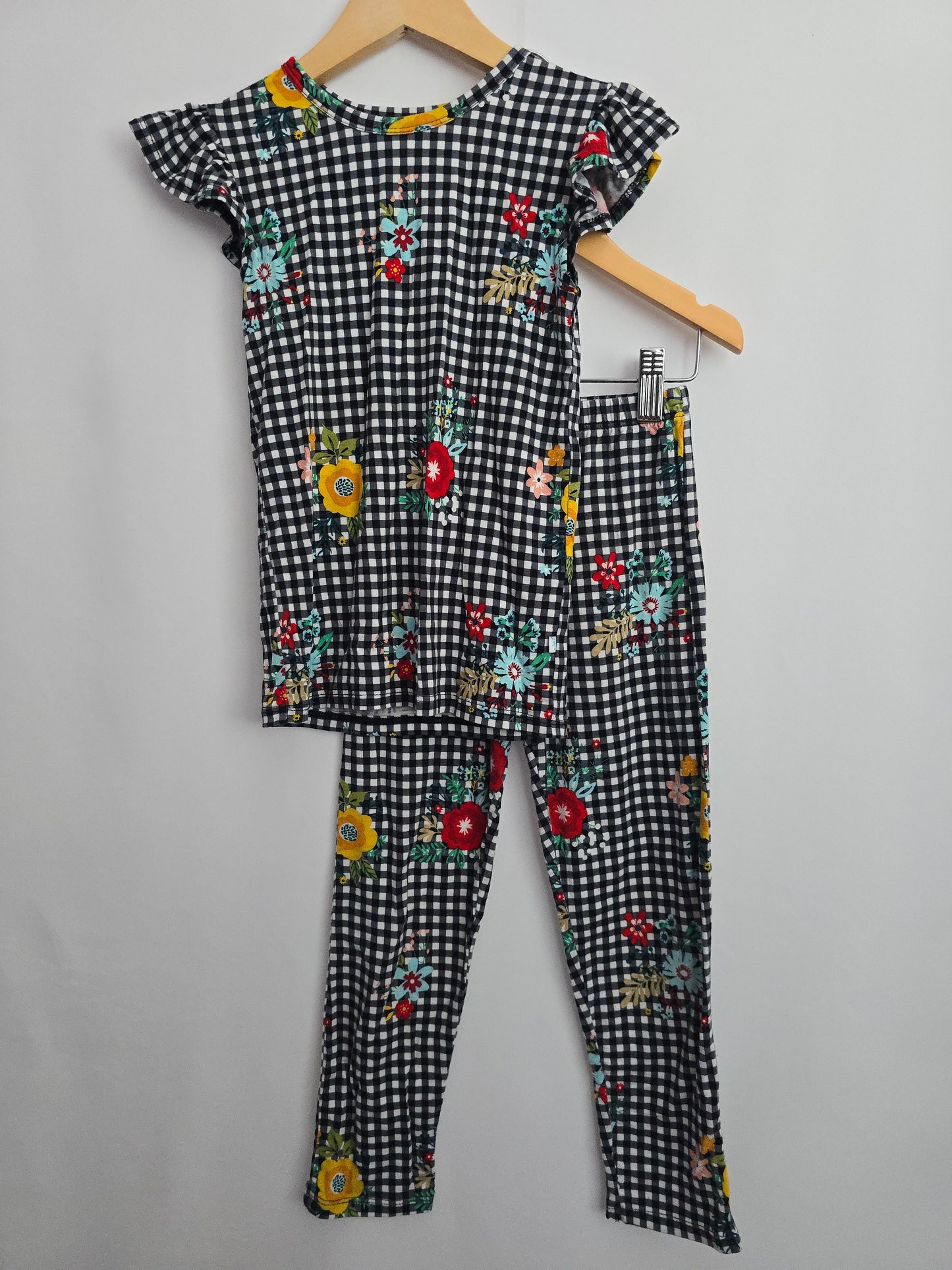 Posh Peanut Black Checkered Floral Pajama Set • 6 years